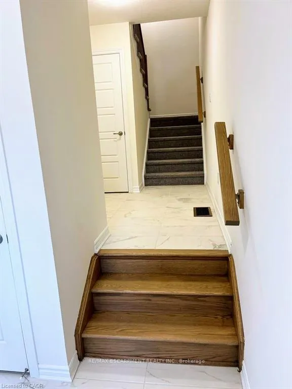 Photo 4 of Unit 45, 305 Garner Road W, Hamilton, Ancaster — HOMEH