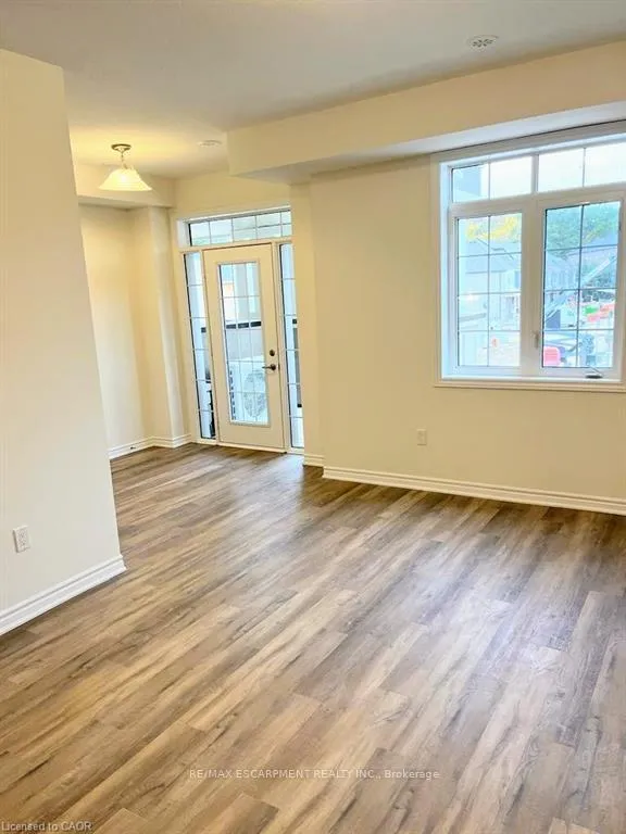 Photo 7 of Unit 45, 305 Garner Road W, Hamilton, Ancaster — HOMEH
