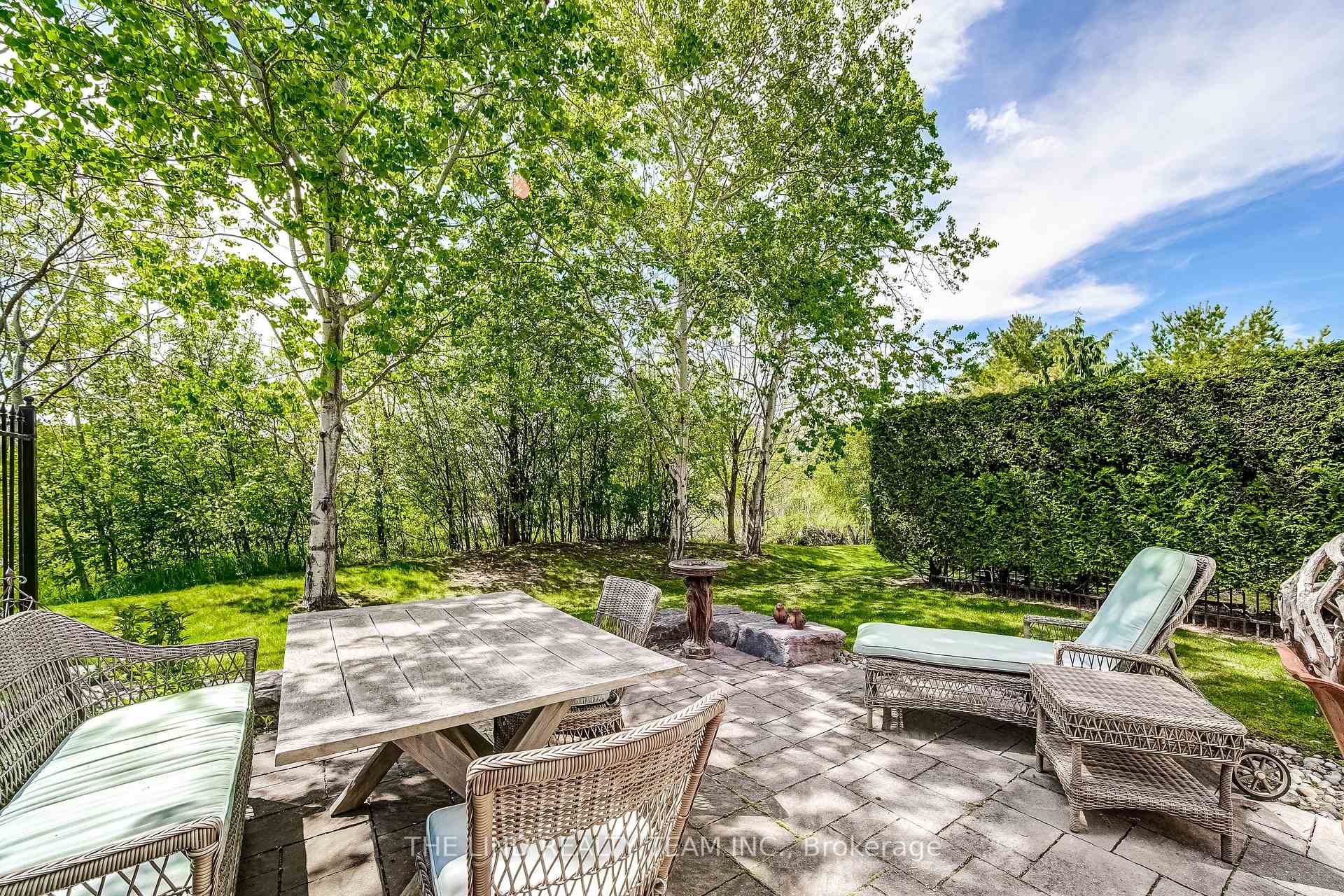 Photo 55 of Unit 22, 88 Stonecliffe Crescent, Aurora, Aurora Estates — HOMEH