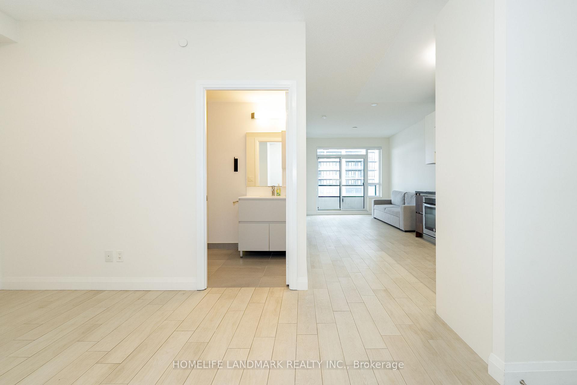 Photo 5 of Unit 1909, 15 Water Walk Drive, Markham, Unionville — HOMEH