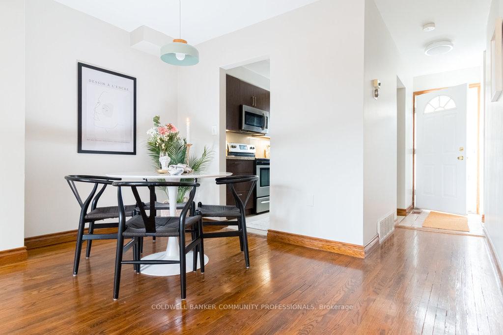Photo 6 of Unit 12, 11 Colmar Place, Hamilton, Dundas — HOMEH