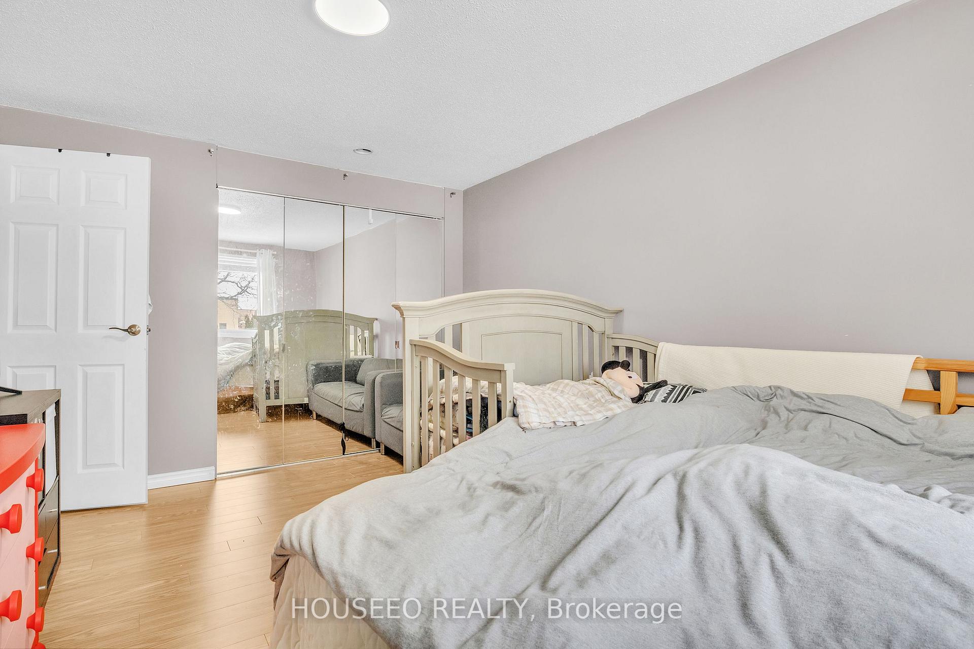 Photo 16 of 132 Kingswood Drive, Kitchener — HOMEH