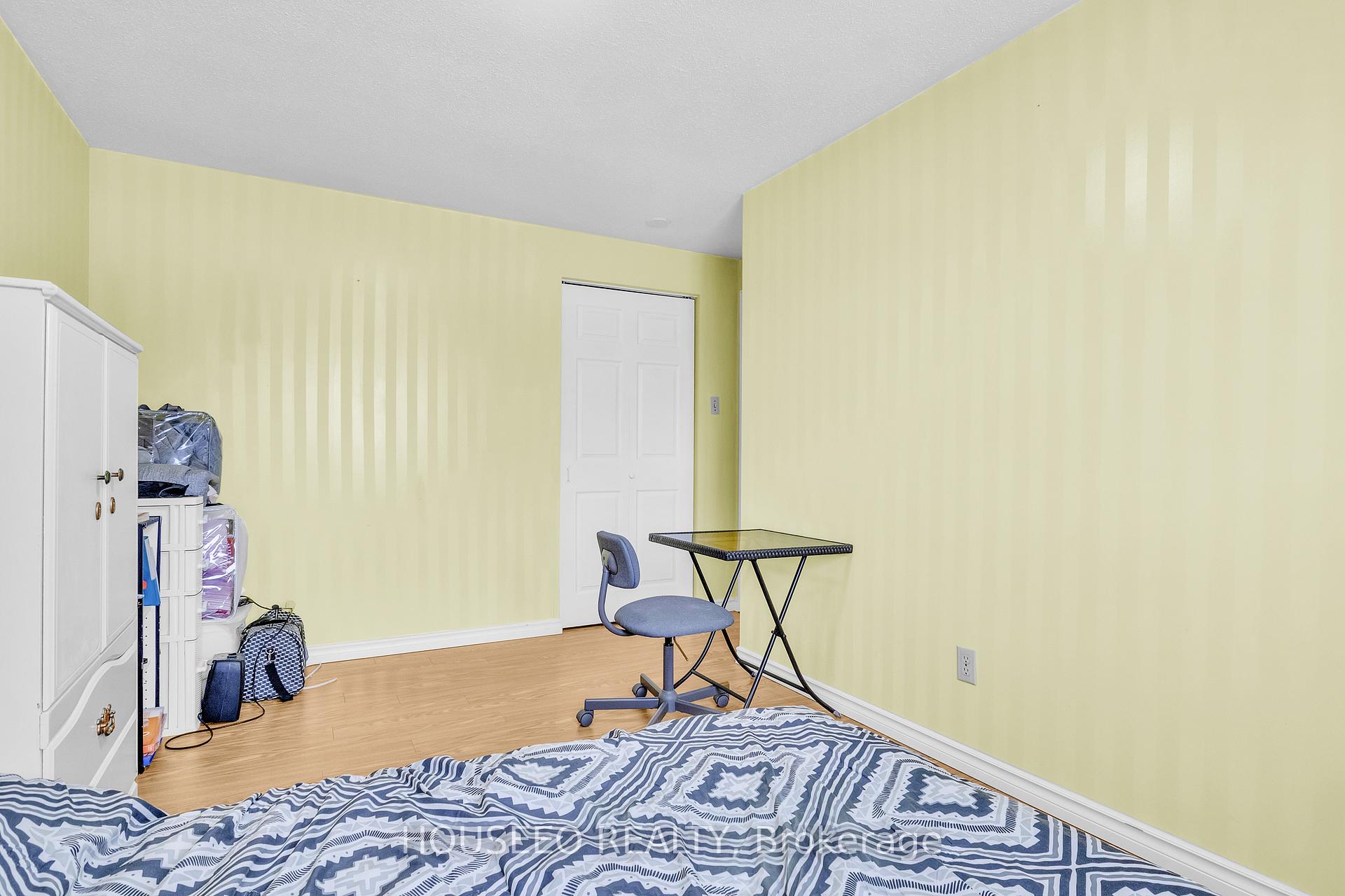 Photo 21 of 132 Kingswood Drive, Kitchener — HOMEH