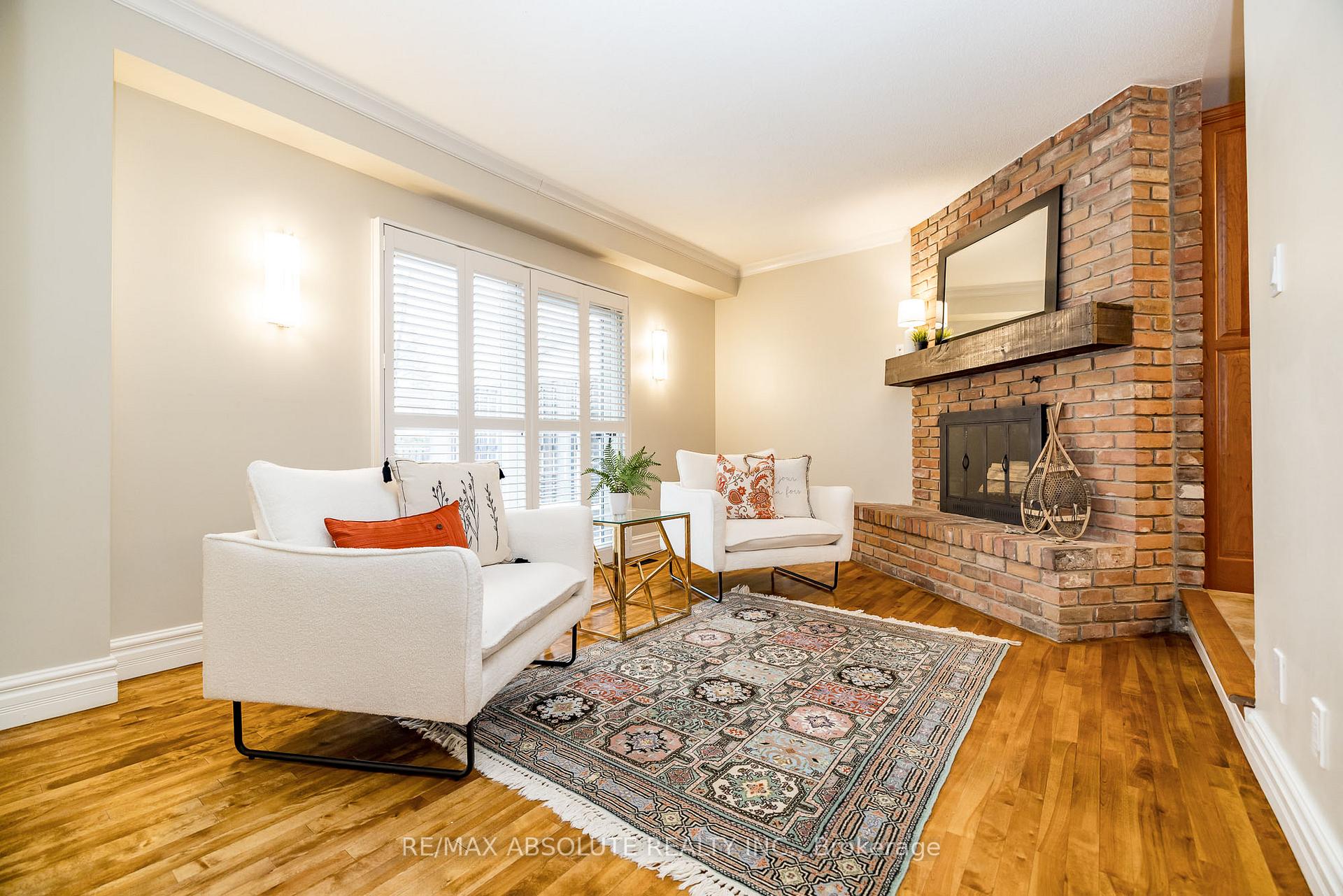 Photo 8 of 2581 Flannery Drive, Ottawa, Mooneys Bay/Riverside Park — HOMEH