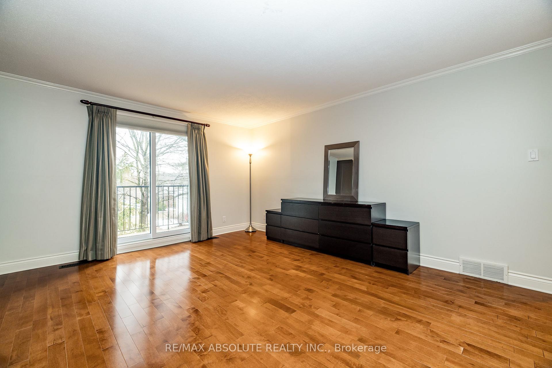Photo 27 of 2581 Flannery Drive, Ottawa, Mooneys Bay/Riverside Park — HOMEH