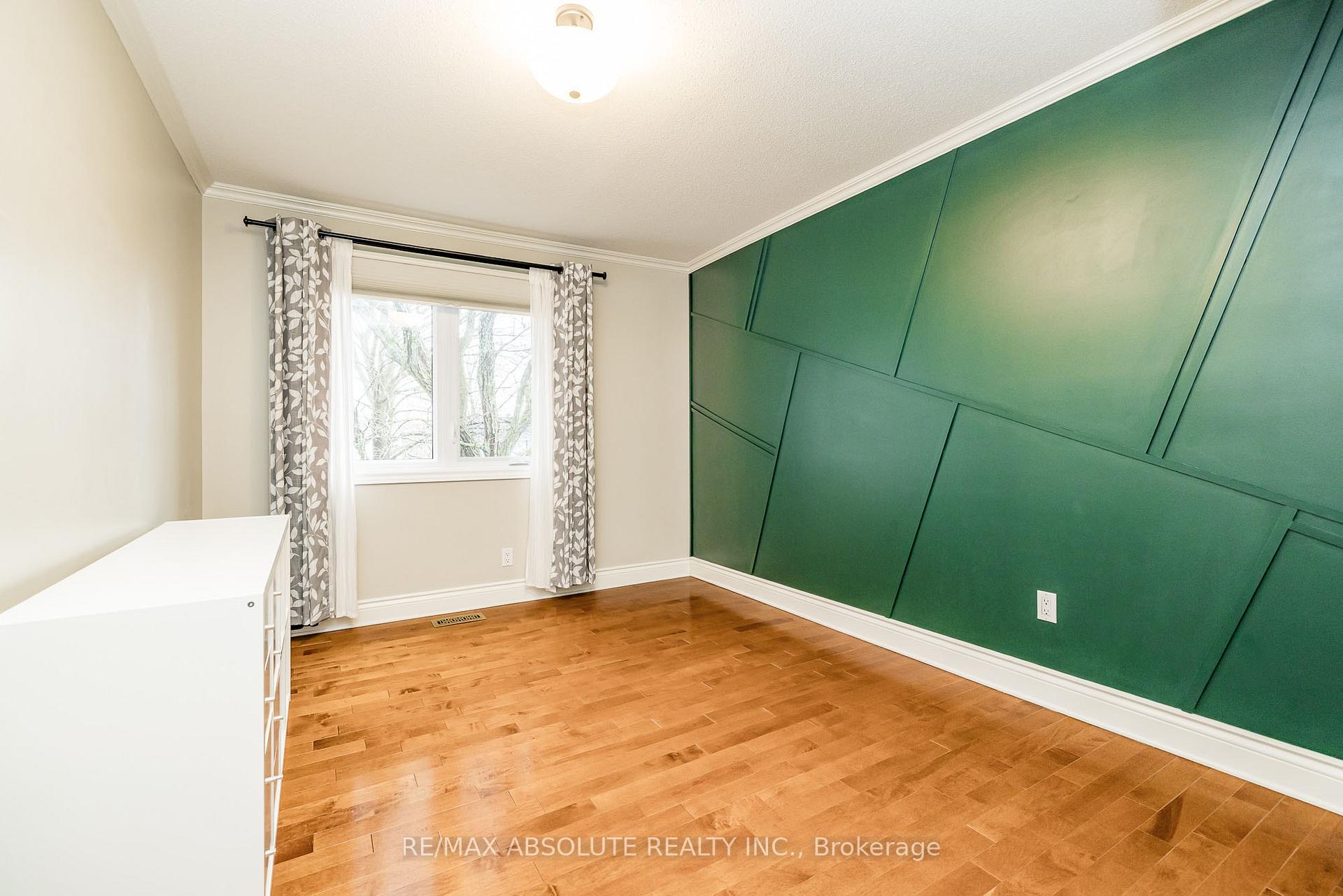 Photo 31 of 2581 Flannery Drive, Ottawa, Mooneys Bay/Riverside Park — HOMEH