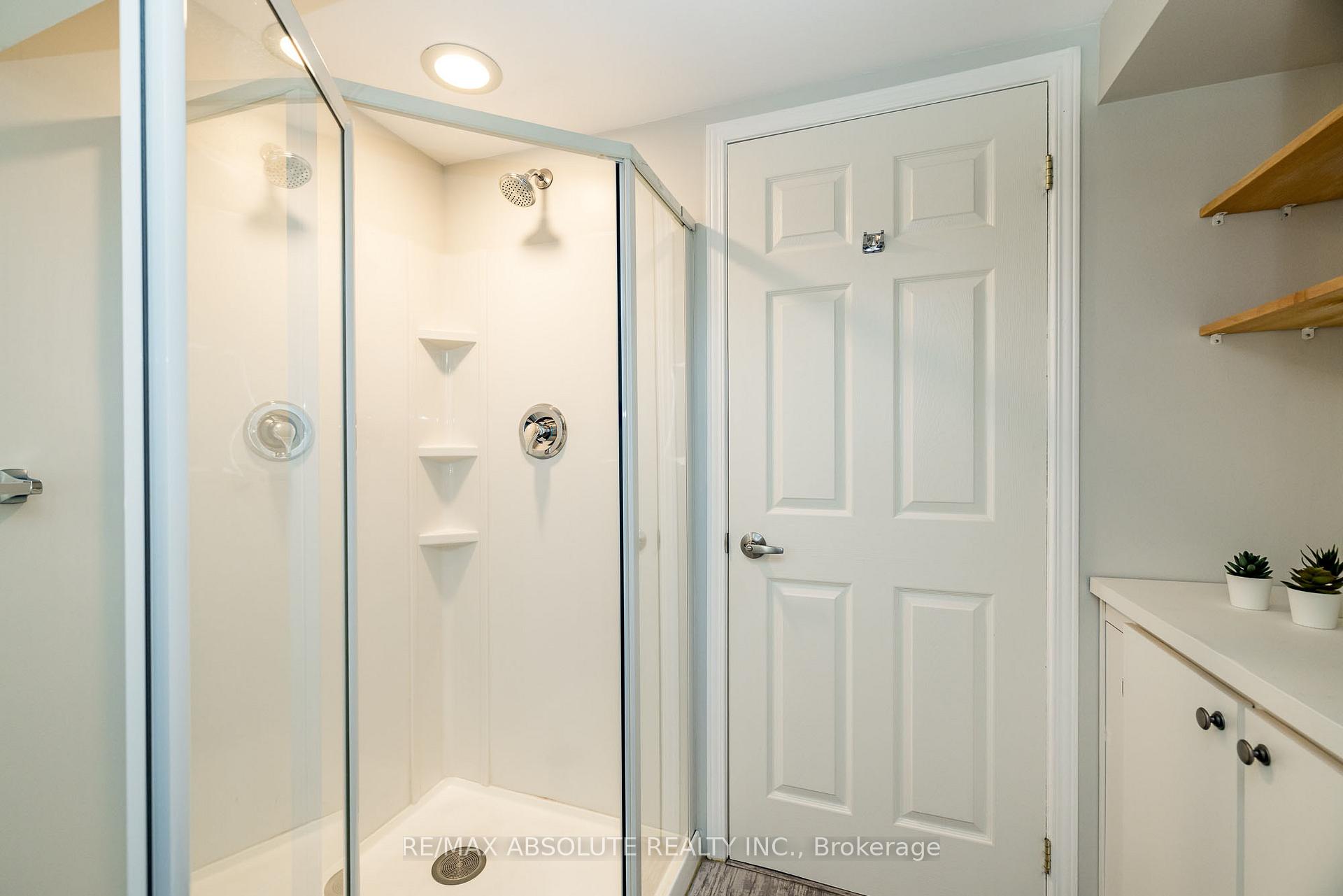 Photo 44 of 2581 Flannery Drive, Ottawa, Mooneys Bay/Riverside Park — HOMEH