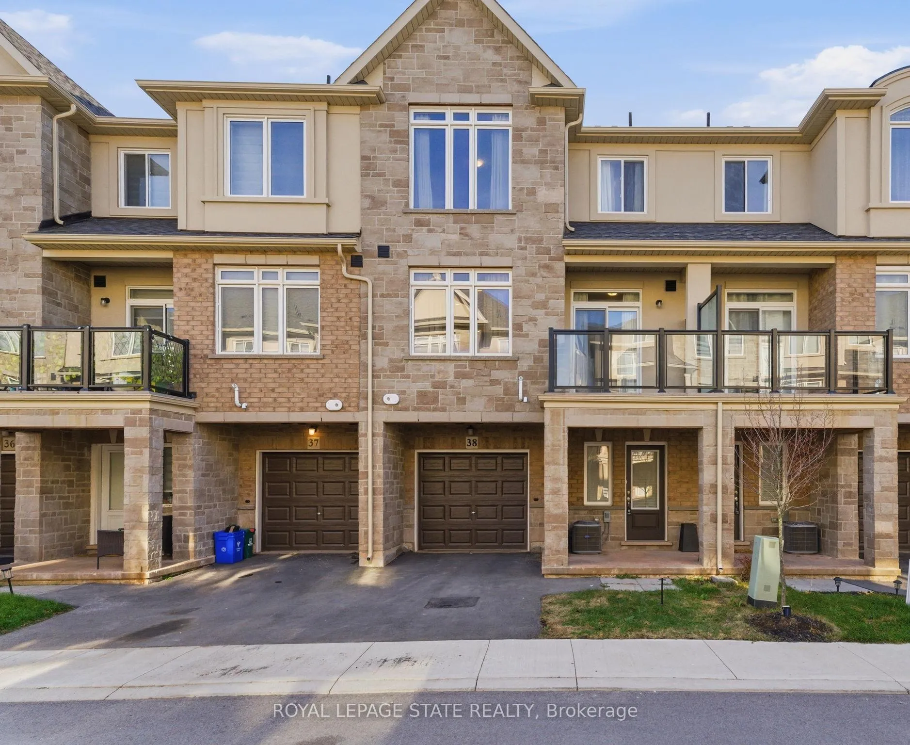 Photo 1 of Unit 38, 40 Zinfandel Drive, Hamilton, Fruitland — HOMEH