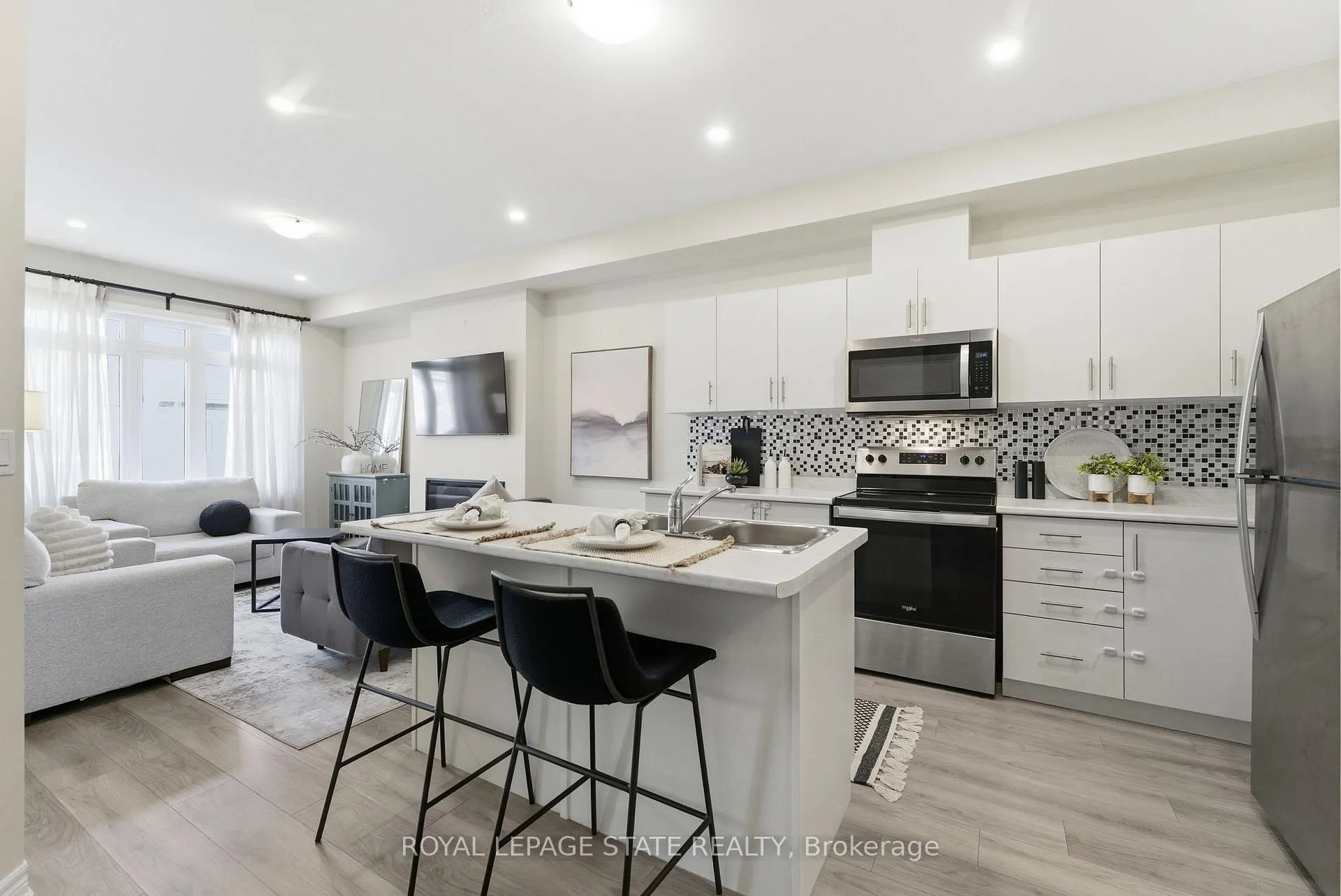 Photo 7 of Unit 38, 40 Zinfandel Drive, Hamilton, Fruitland — HOMEH