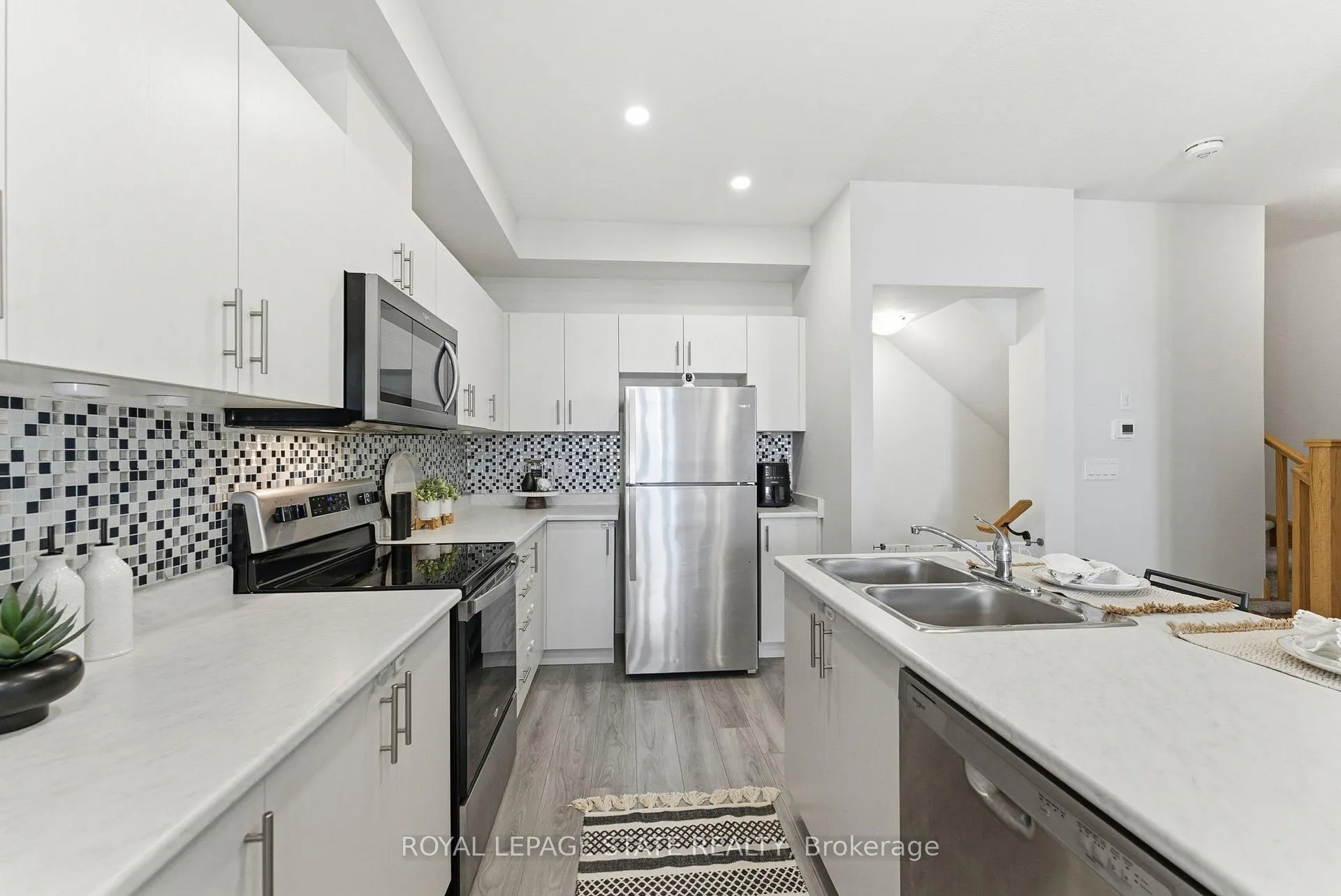Photo 9 of Unit 38, 40 Zinfandel Drive, Hamilton, Fruitland — HOMEH
