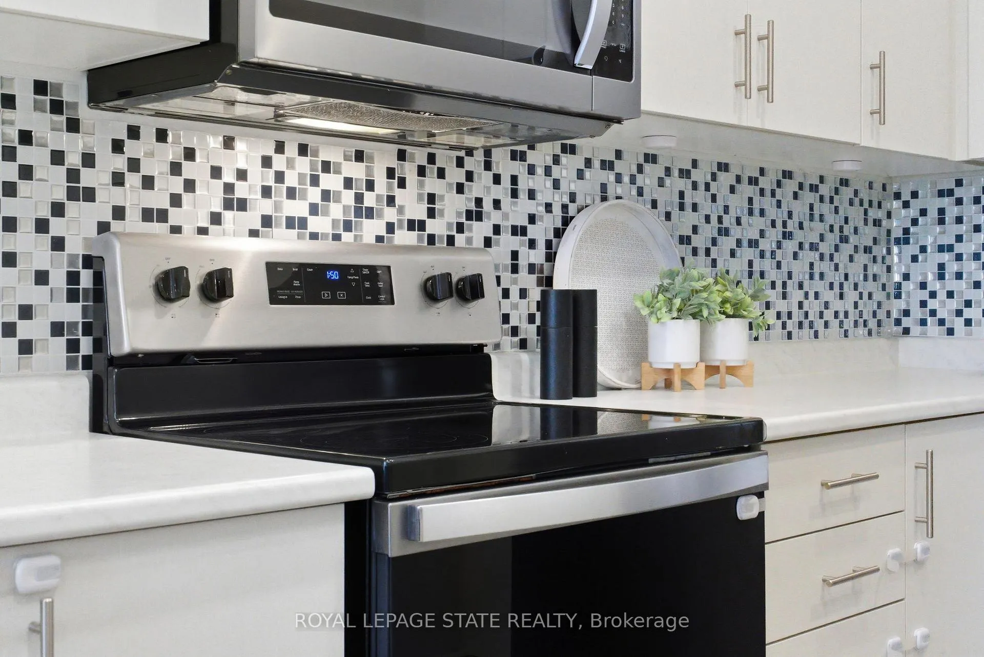 Photo 10 of Unit 38, 40 Zinfandel Drive, Hamilton, Fruitland — HOMEH