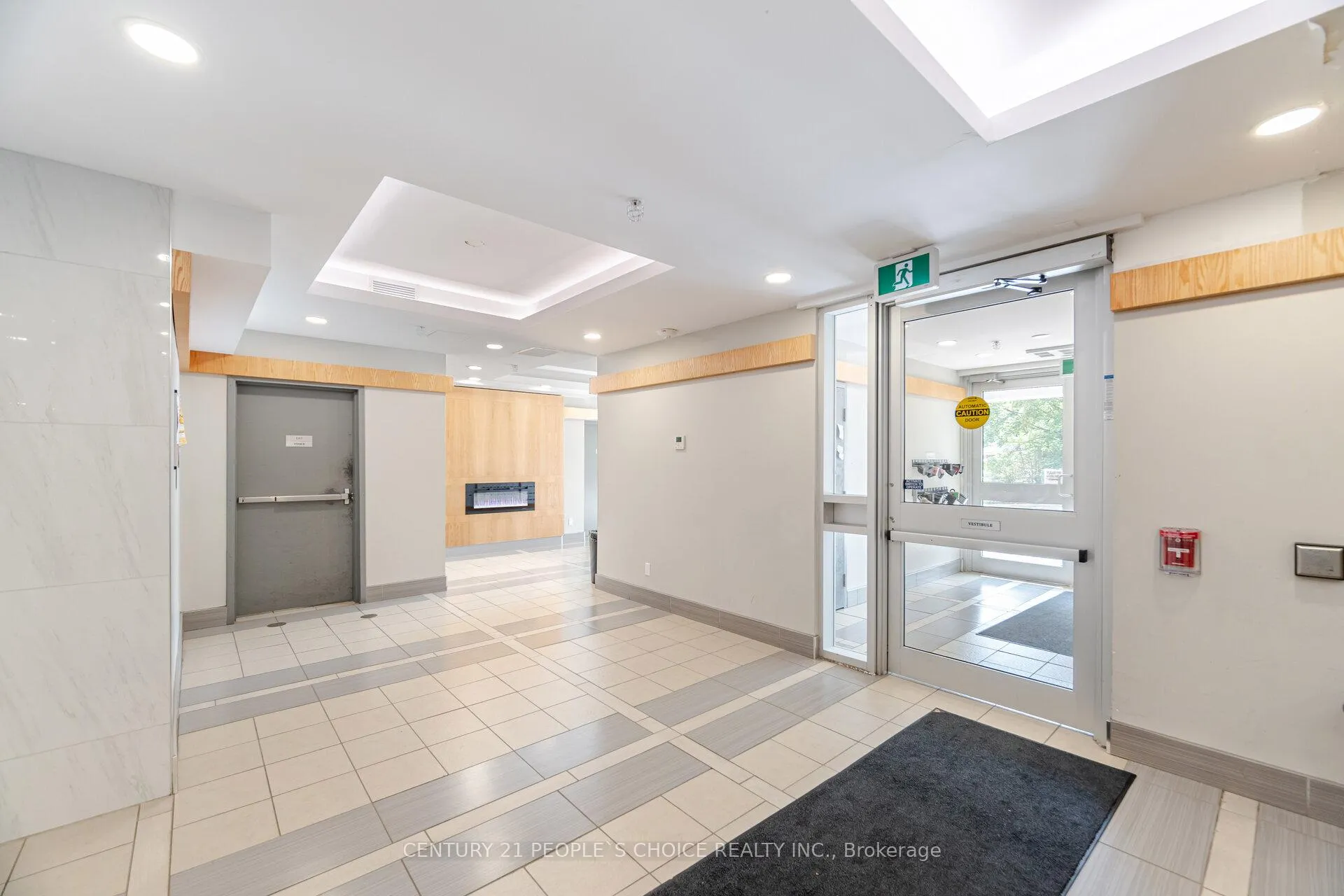 Photo 3 of Unit 1316, 258 A Sunview Street, Waterloo, Beechwood/University — HOMEH