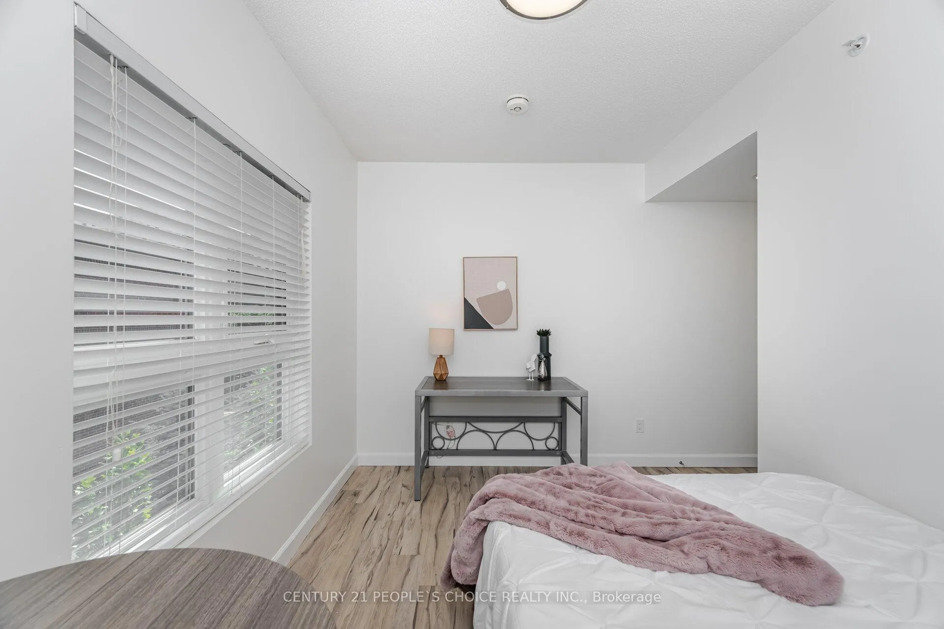 Photo 19 of Unit 1316, 258 A Sunview Street, Waterloo, Beechwood/University — HOMEH