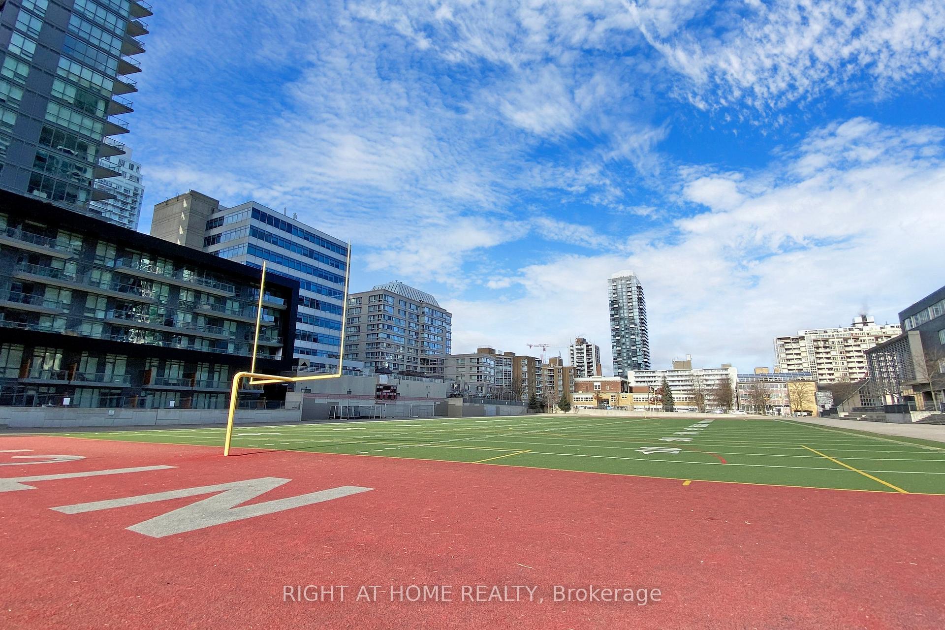 Photo 42 of Unit 1506, 30 Roehampton Avenue, Toronto, Mount Pleasant East — HOMEH