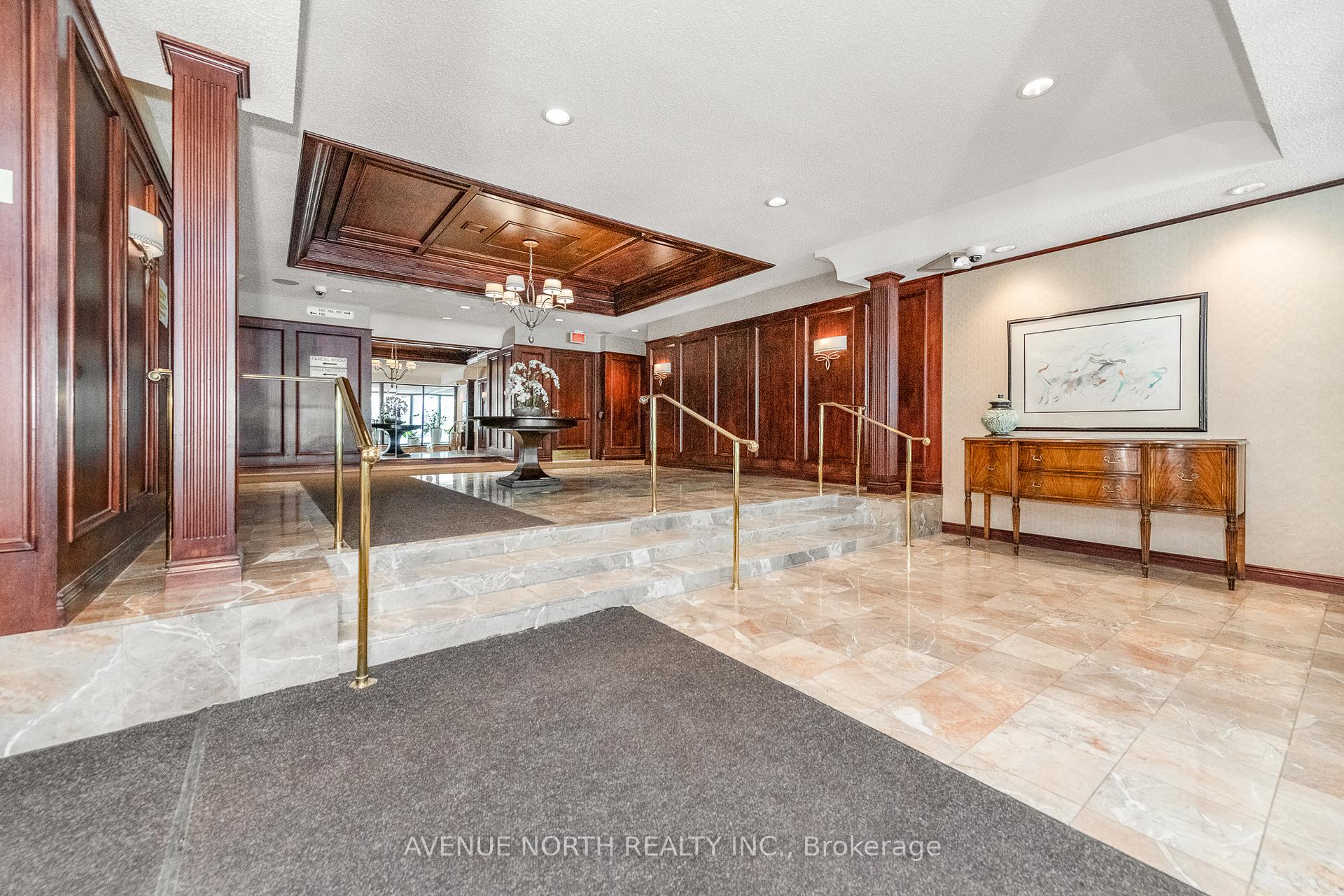 Photo 3 of Unit 2403, 1510 Riverside Drive, Ottawa, Riverview Park — HOMEH