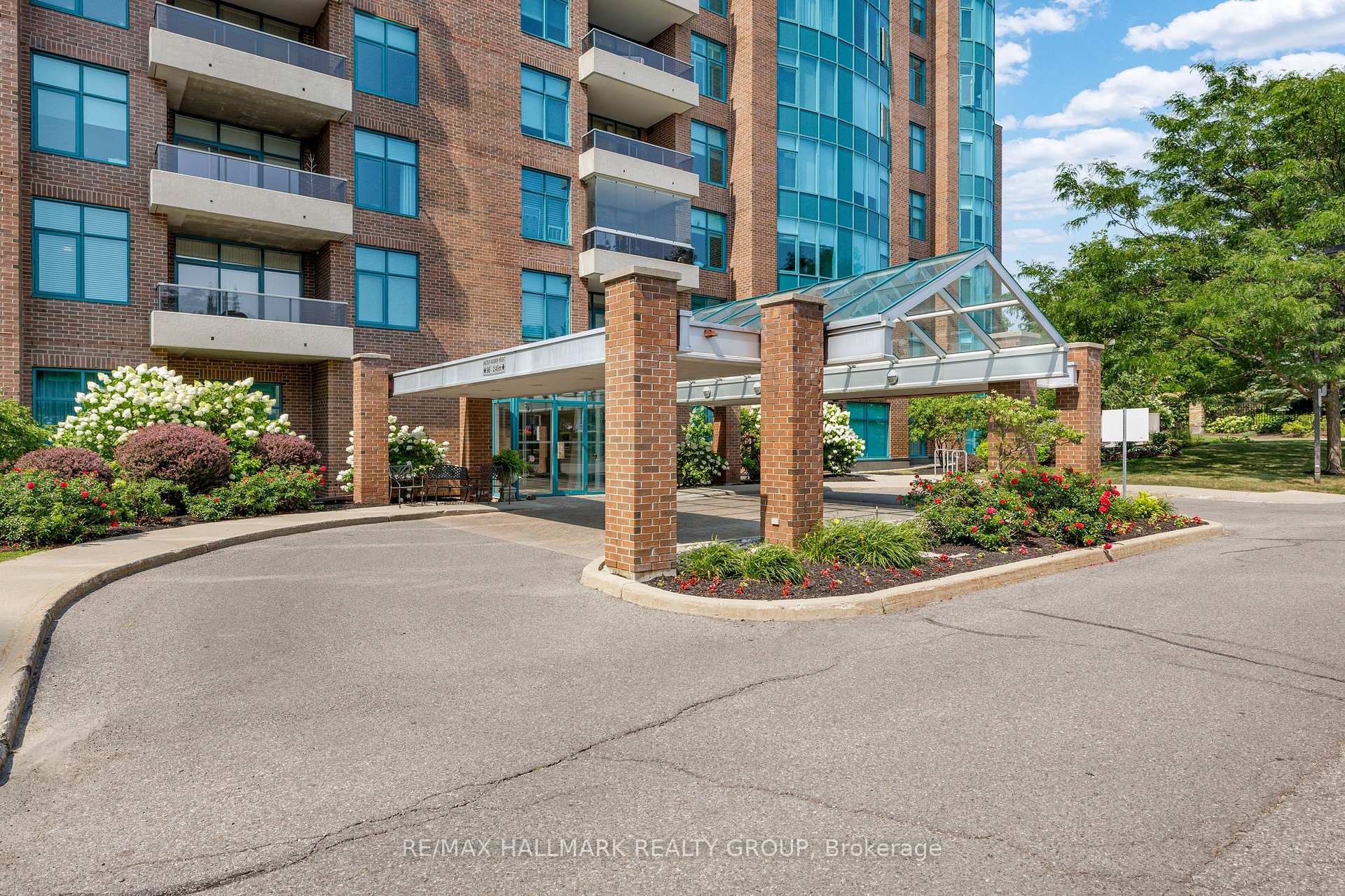 Photo 2 of Unit 304, 3580 Rivergate Way, Ottawa, Quinterra — HOMEH