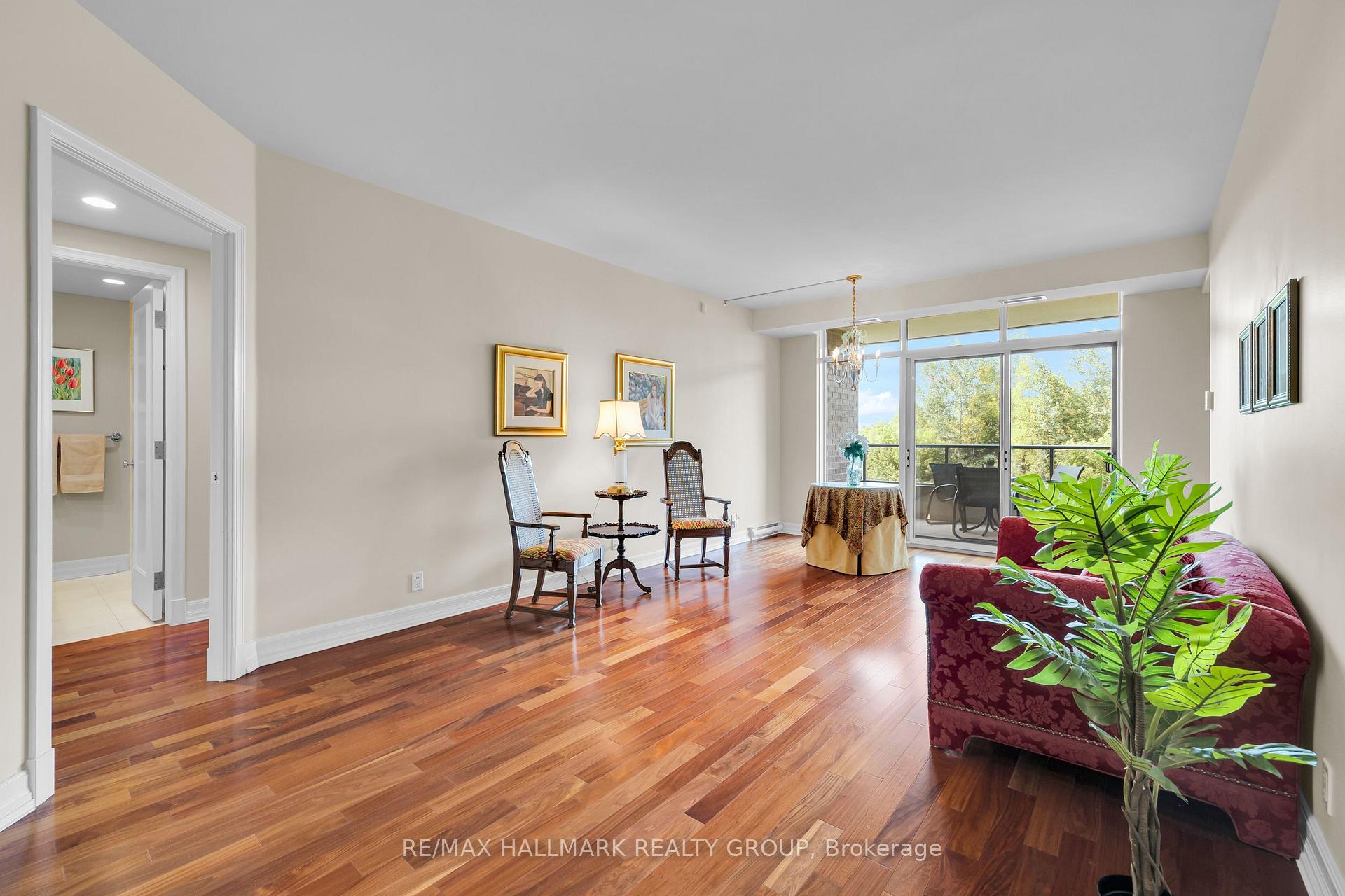 Photo 7 of Unit 304, 3580 Rivergate Way, Ottawa, Quinterra — HOMEH