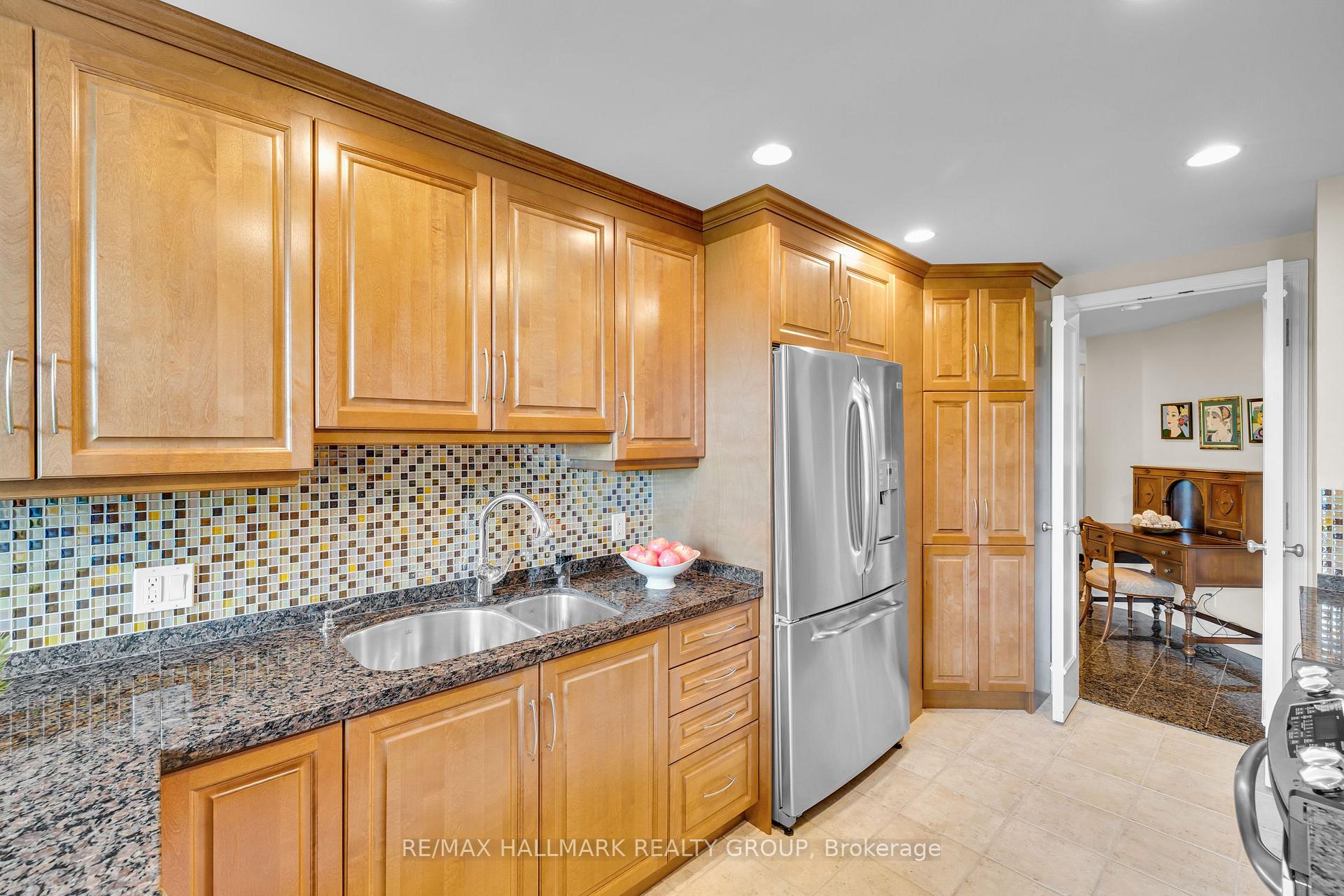 Photo 22 of Unit 304, 3580 Rivergate Way, Ottawa, Quinterra — HOMEH