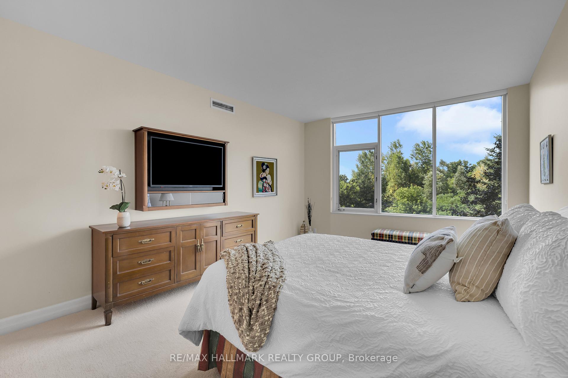 Photo 31 of Unit 304, 3580 Rivergate Way, Ottawa, Quinterra — HOMEH