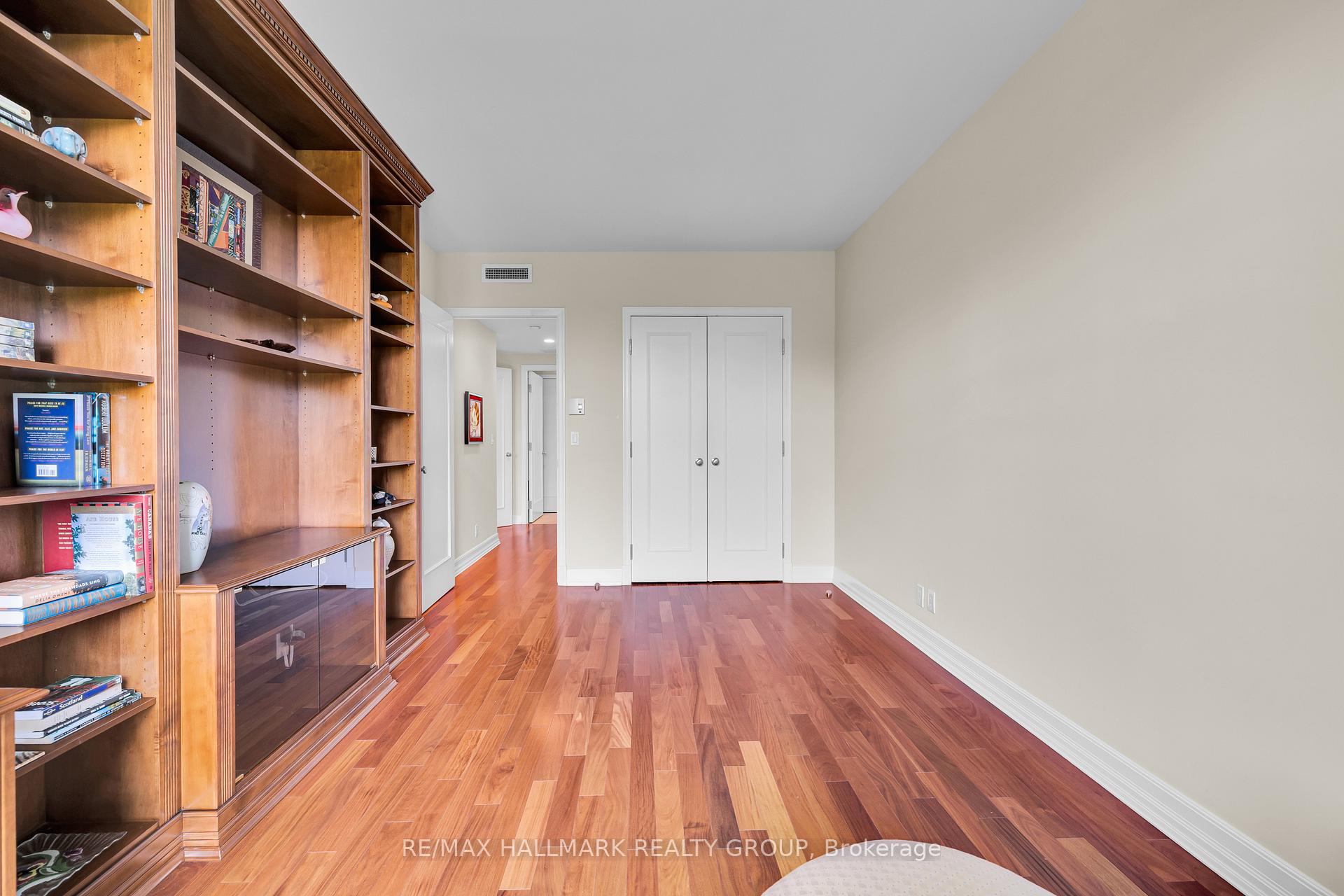 Photo 40 of Unit 304, 3580 Rivergate Way, Ottawa, Quinterra — HOMEH