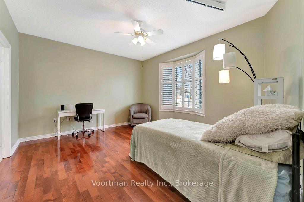 Photo 10 of Unit 20, 98 Silverbirch Boulevard, Hamilton, Rural Glanbrook — HOMEH