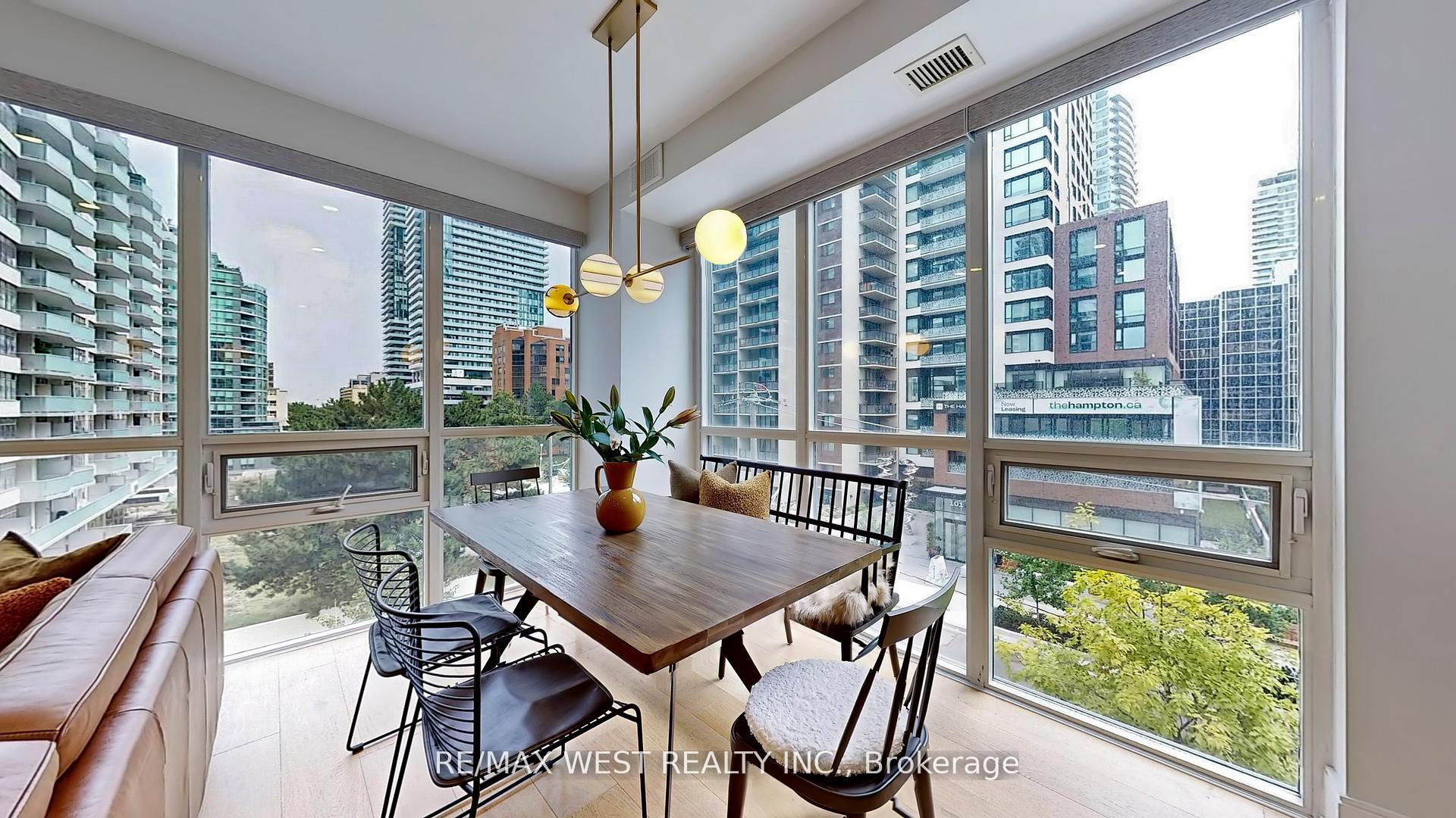 Photo 6 of Unit 314, 70 Roehampton Avenue, Toronto, Mount Pleasant West — HOMEH