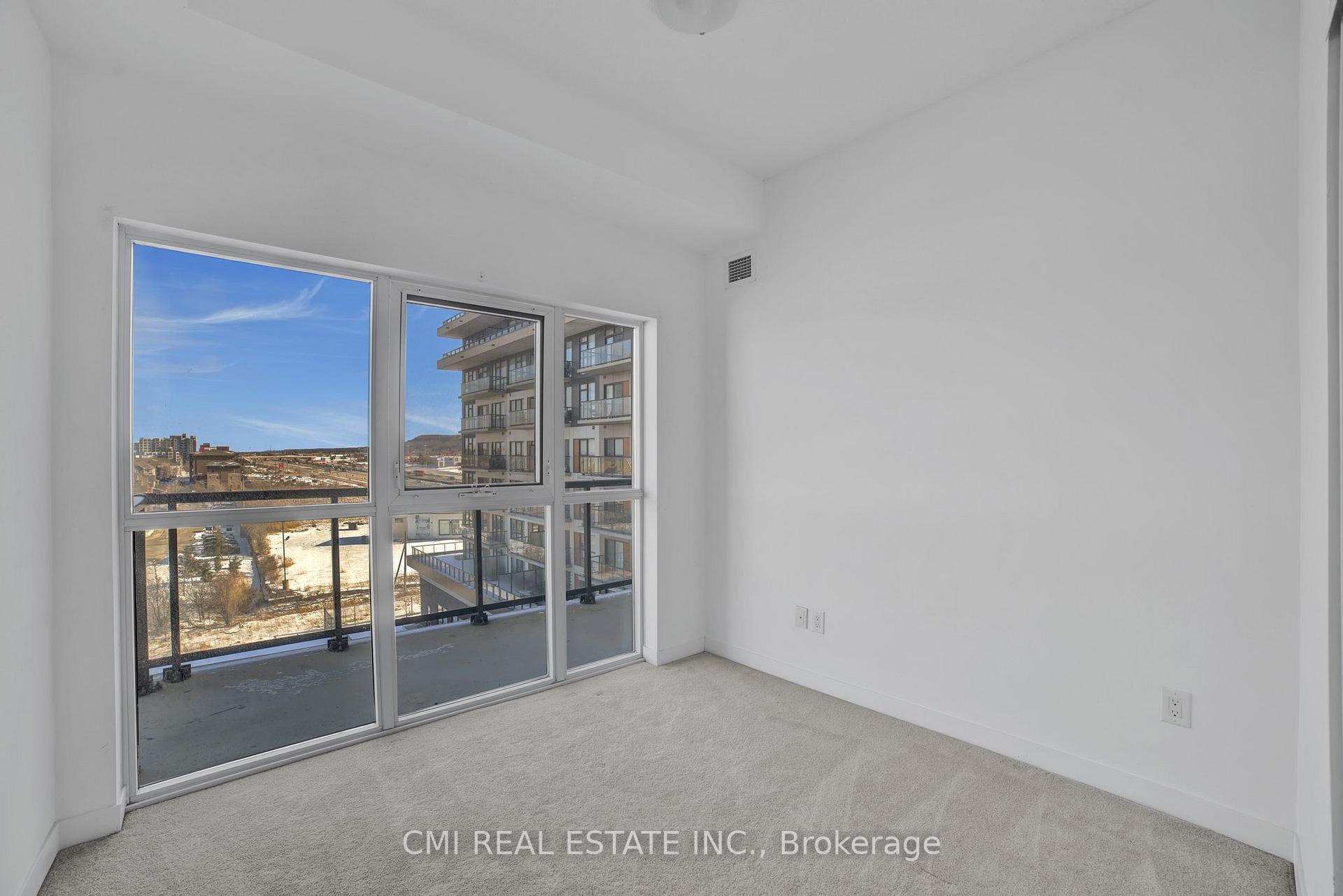Photo 15 of Unit 508, 550 North Service Road, Grimsby, Grimsby Beach — HOMEH