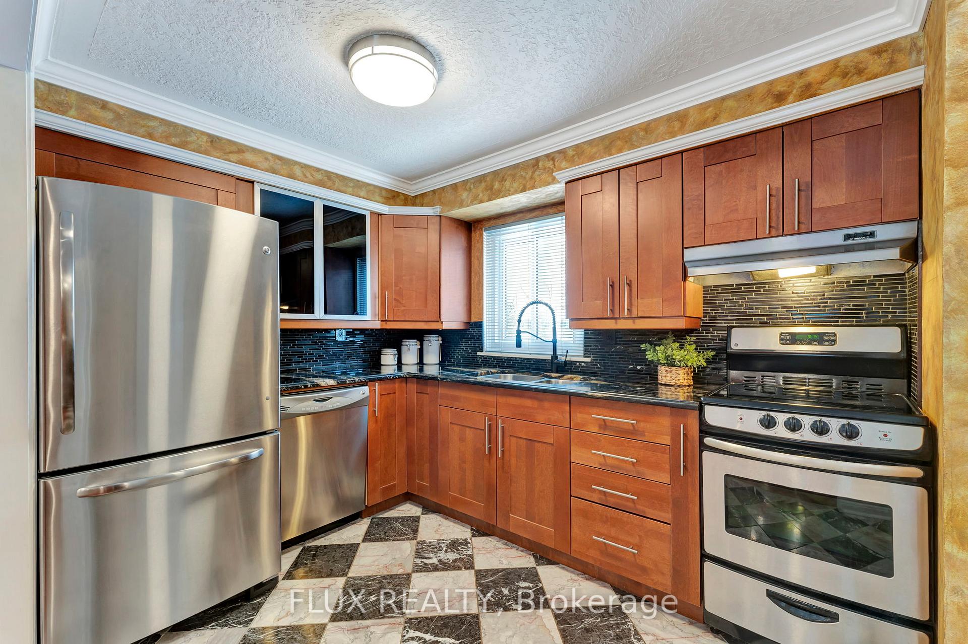 Photo 6 of Unit 91, 51 Paulander Drive, Kitchener — HOMEH