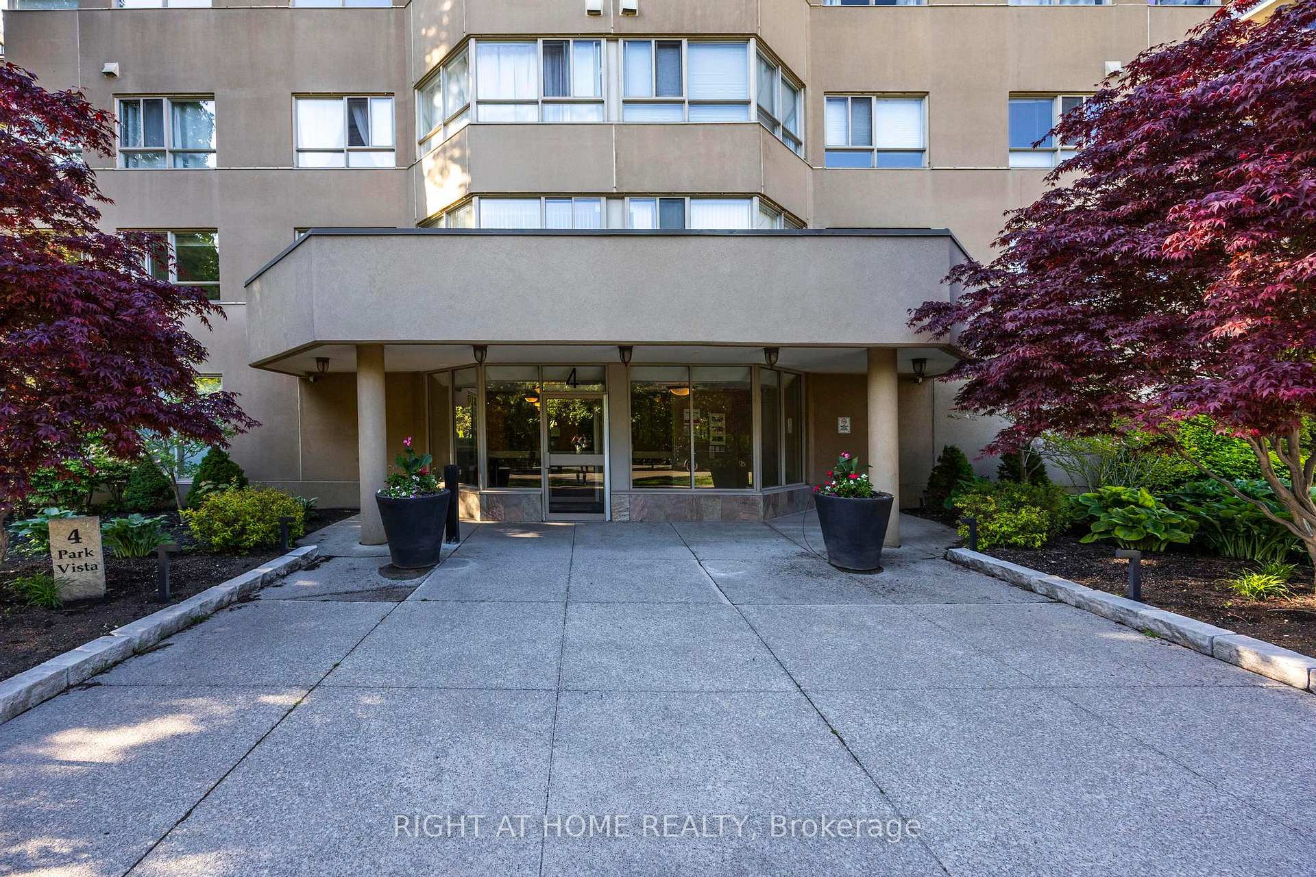 Photo 2 of Unit 1107, 4 Park Vista, Toronto, O'Connor-Parkview — HOMEH