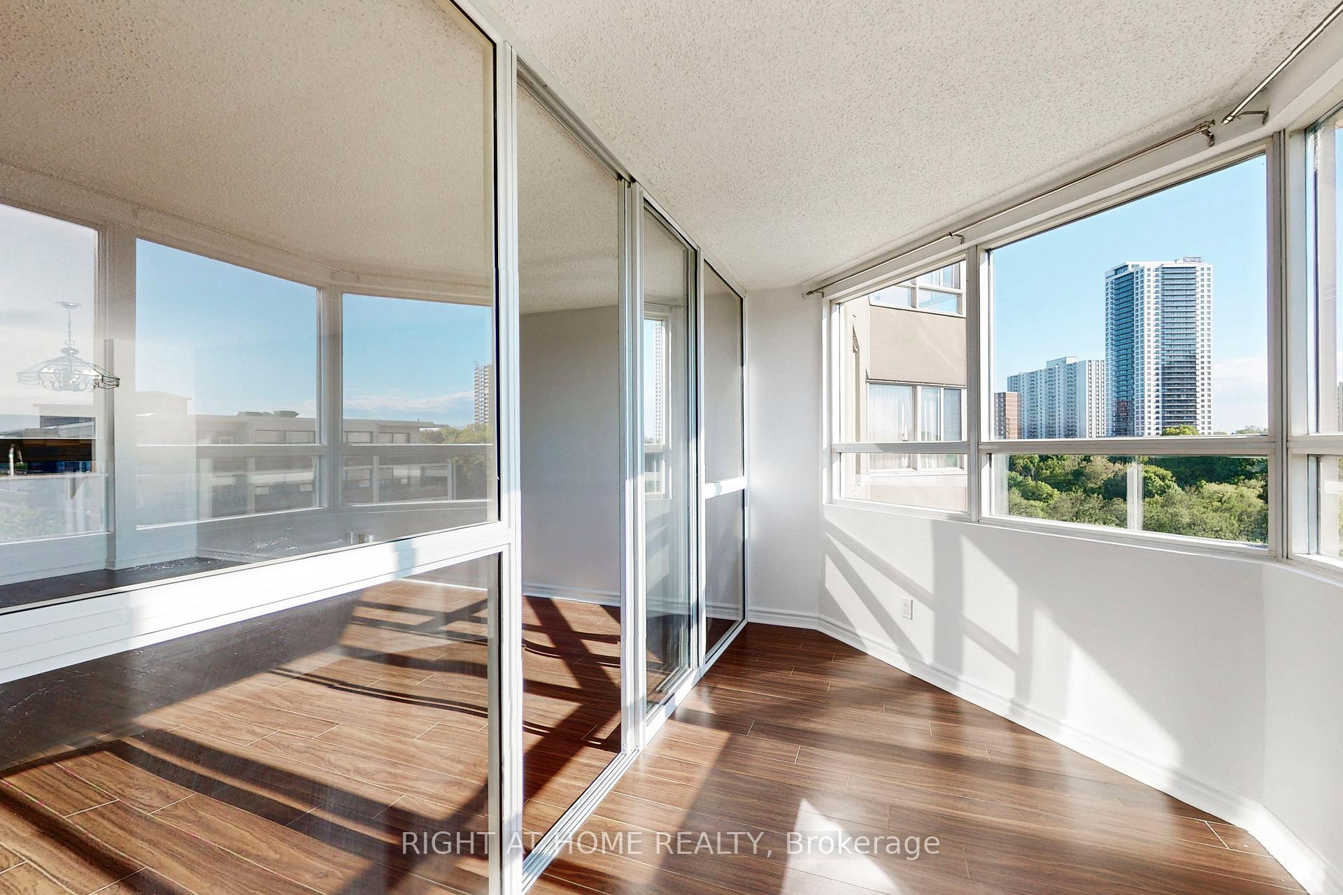 Photo 8 of Unit 1107, 4 Park Vista, Toronto, O'Connor-Parkview — HOMEH