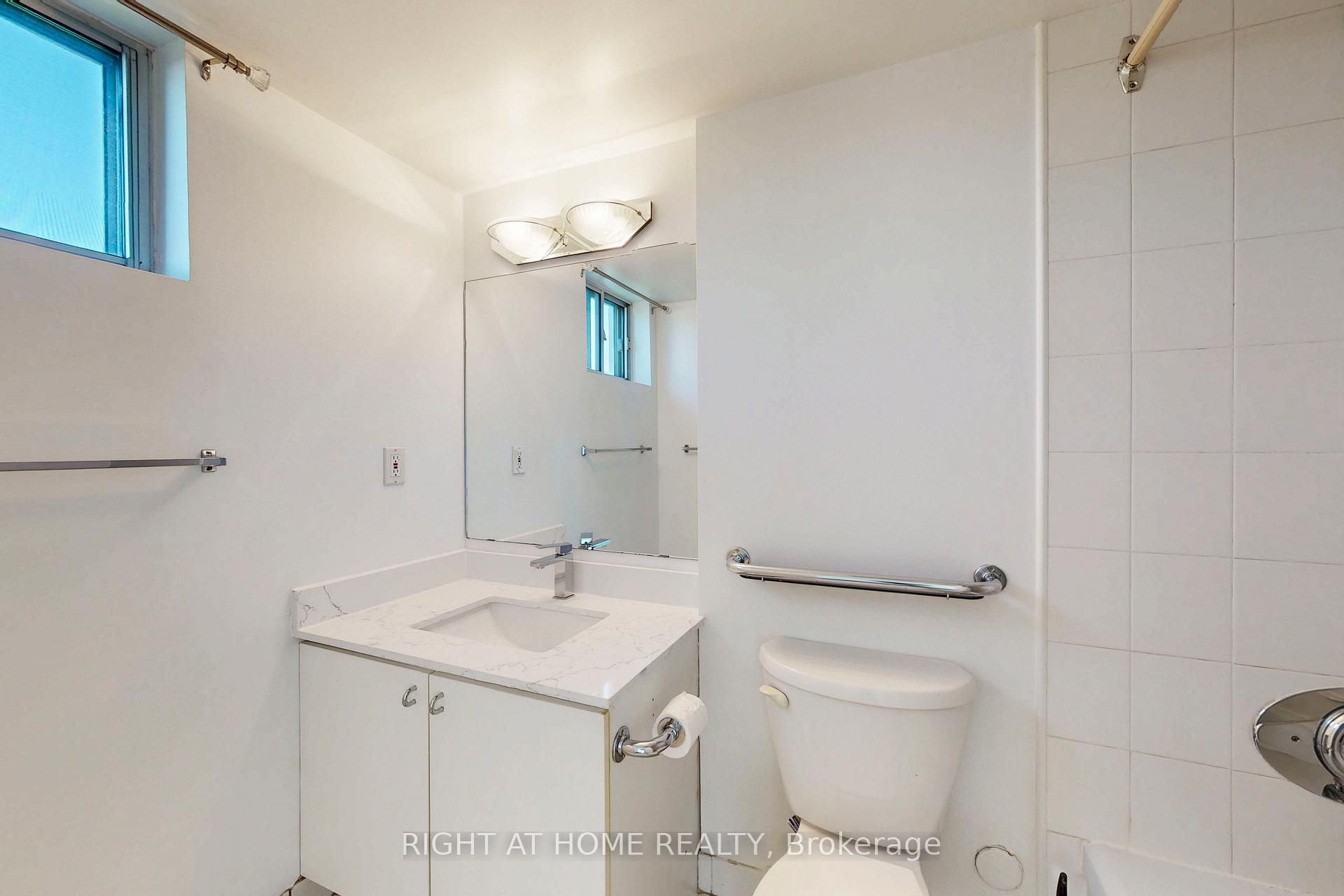 Photo 12 of Unit 1107, 4 Park Vista, Toronto, O'Connor-Parkview — HOMEH