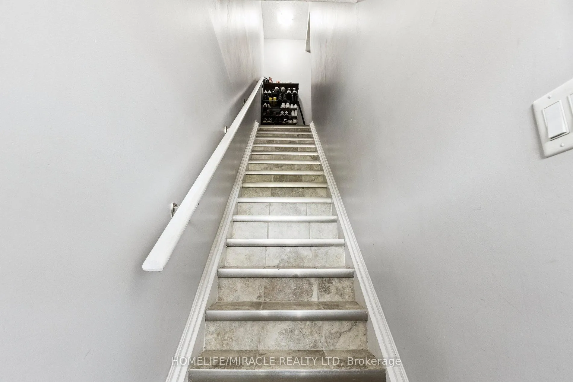 Photo 6 of Unit 15, 39 Kay Crescent, Guelph, Pineridge/Westminster Woods — HOMEH