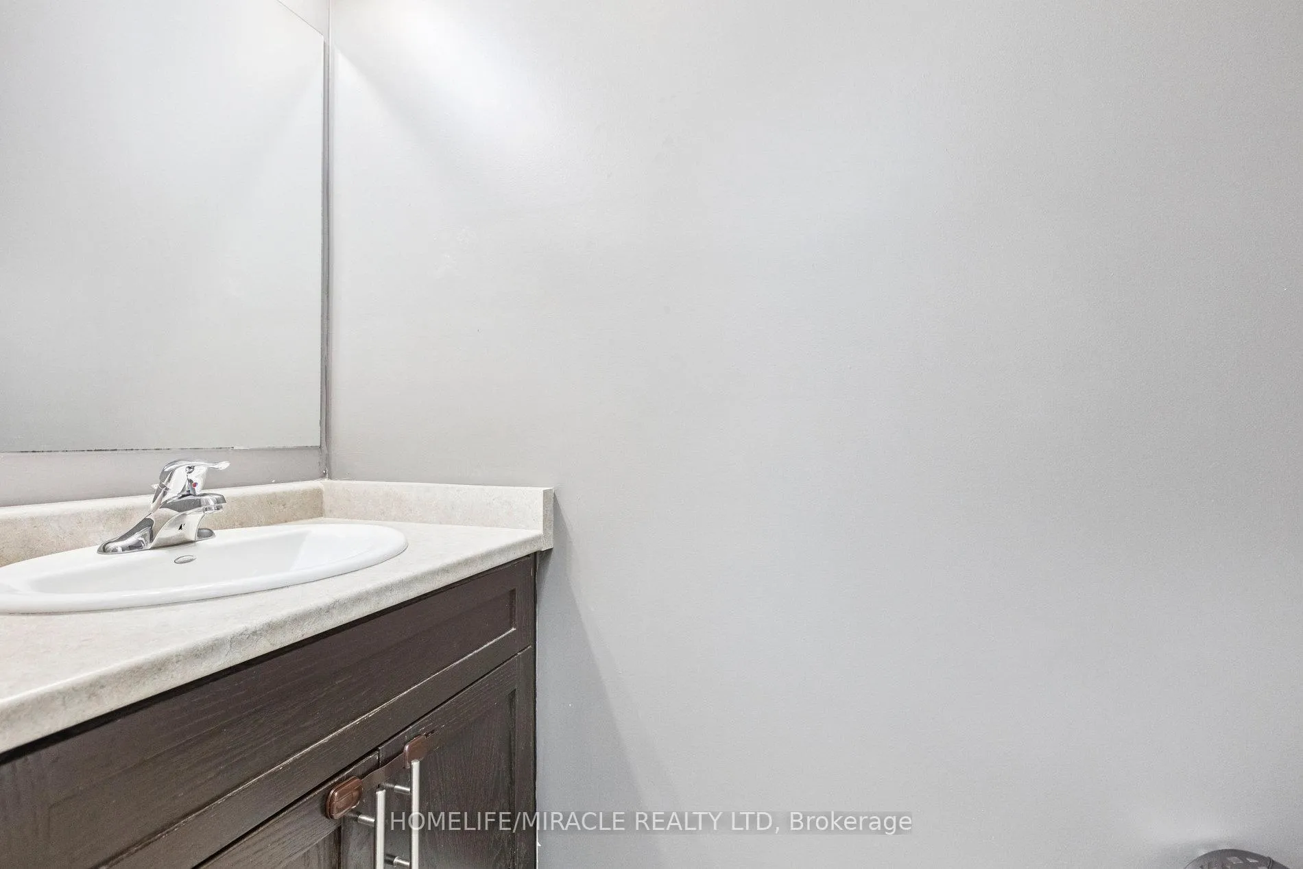 Photo 9 of Unit 15, 39 Kay Crescent, Guelph, Pineridge/Westminster Woods — HOMEH