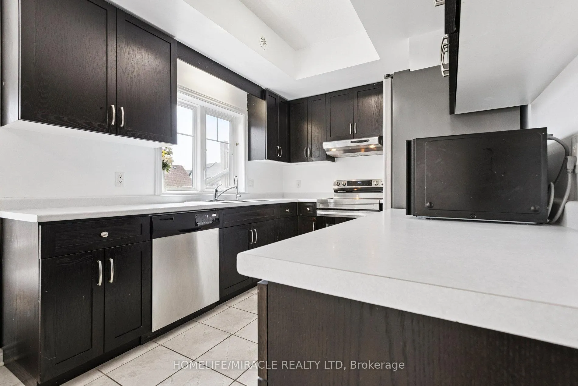 Photo 11 of Unit 15, 39 Kay Crescent, Guelph, Pineridge/Westminster Woods — HOMEH