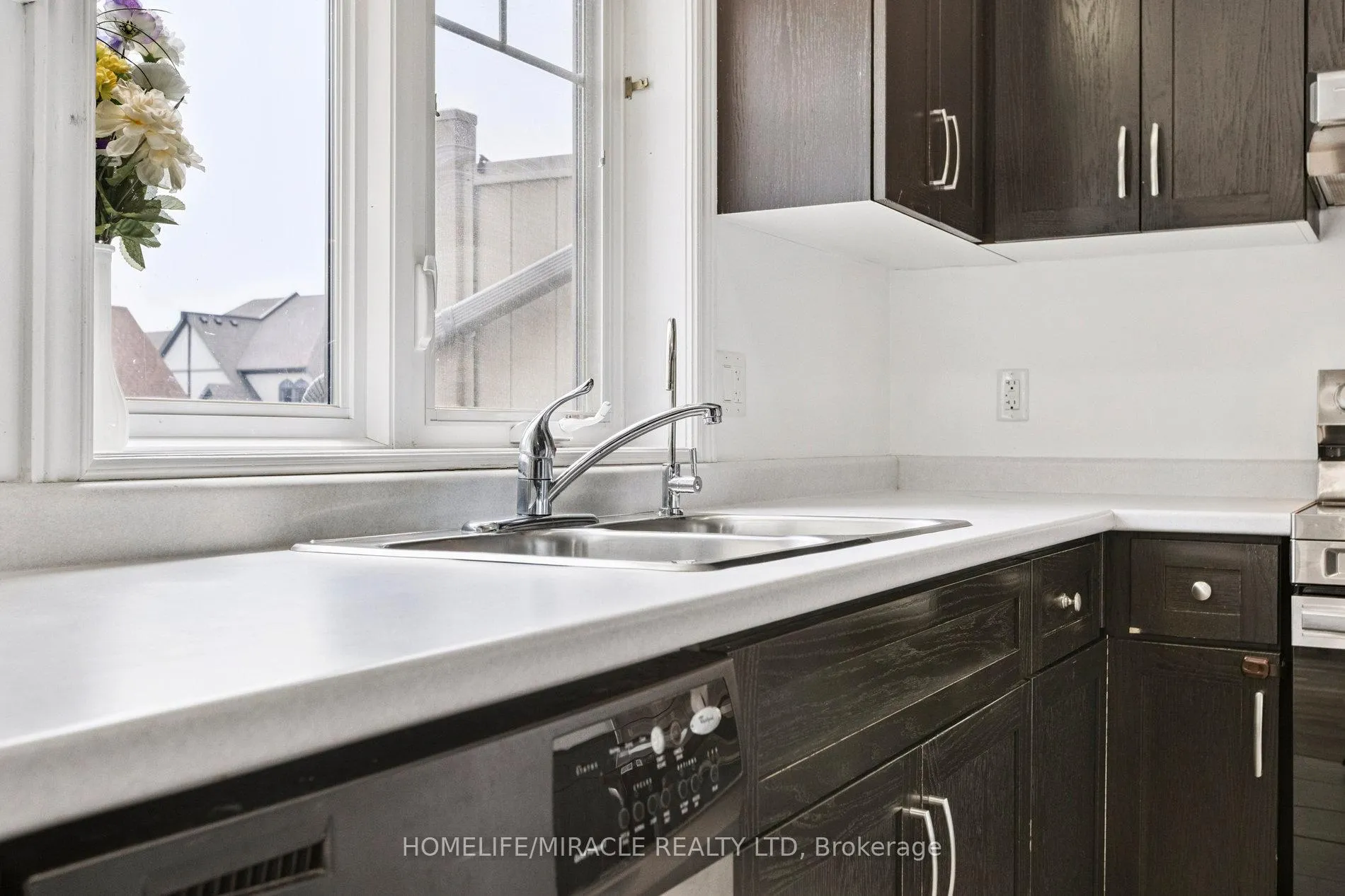 Photo 13 of Unit 15, 39 Kay Crescent, Guelph, Pineridge/Westminster Woods — HOMEH