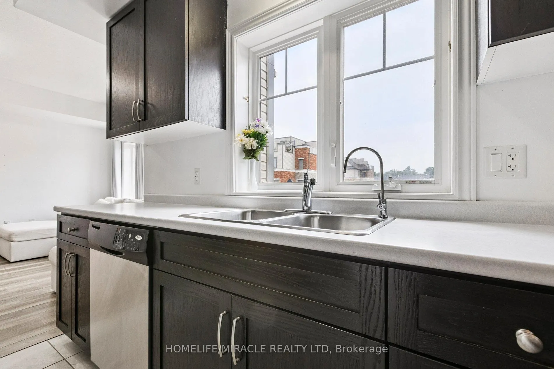 Photo 16 of Unit 15, 39 Kay Crescent, Guelph, Pineridge/Westminster Woods — HOMEH