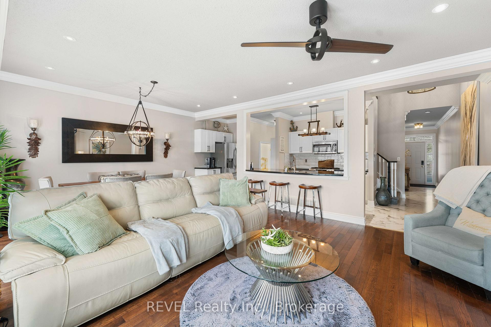Photo 9 of Unit 20, 31 Sunvale Place, Hamilton, Lakeshore — HOMEH