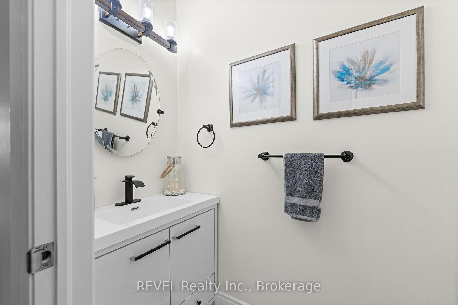 Photo 14 of Unit 20, 31 Sunvale Place, Hamilton, Lakeshore — HOMEH