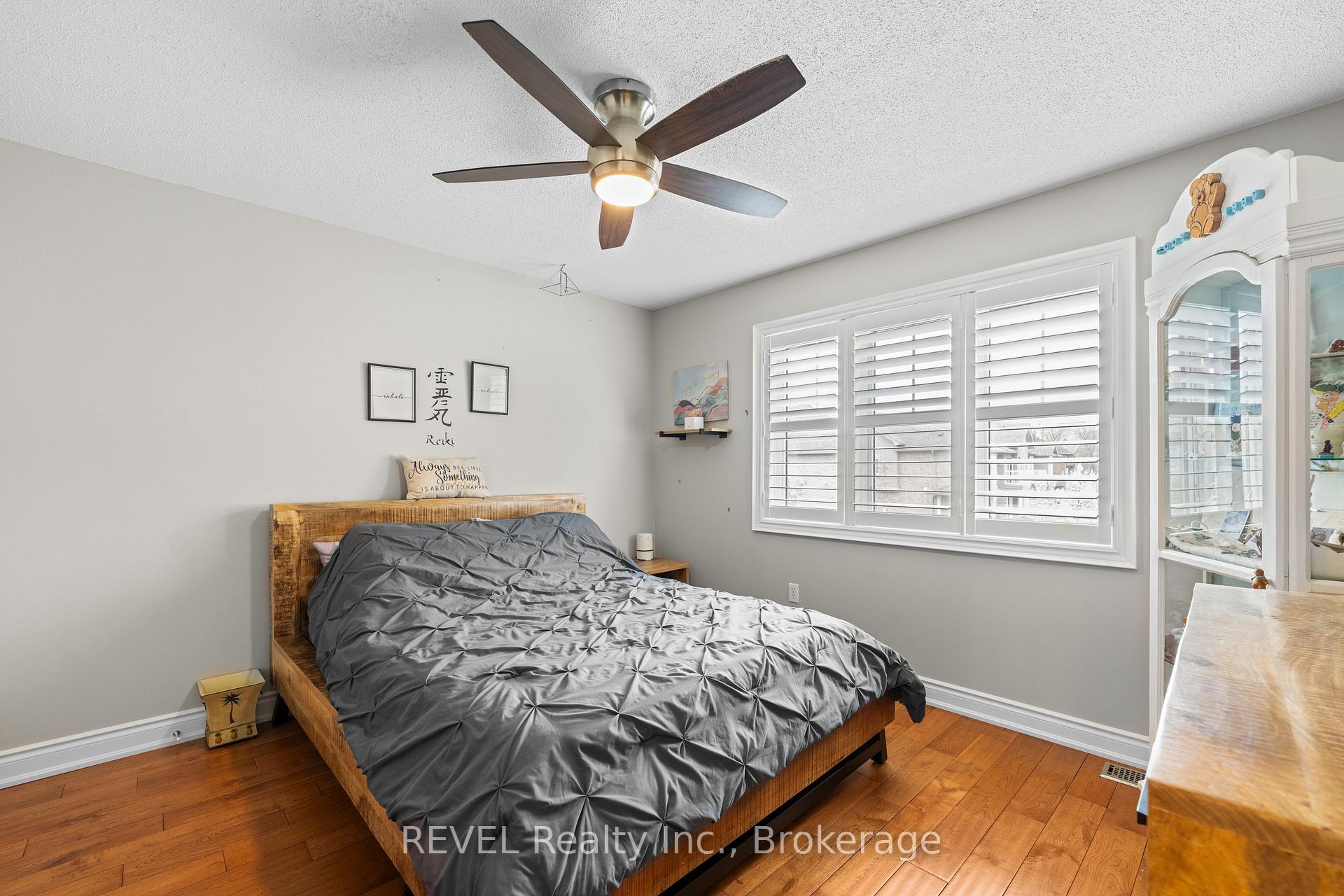 Photo 18 of Unit 20, 31 Sunvale Place, Hamilton, Lakeshore — HOMEH