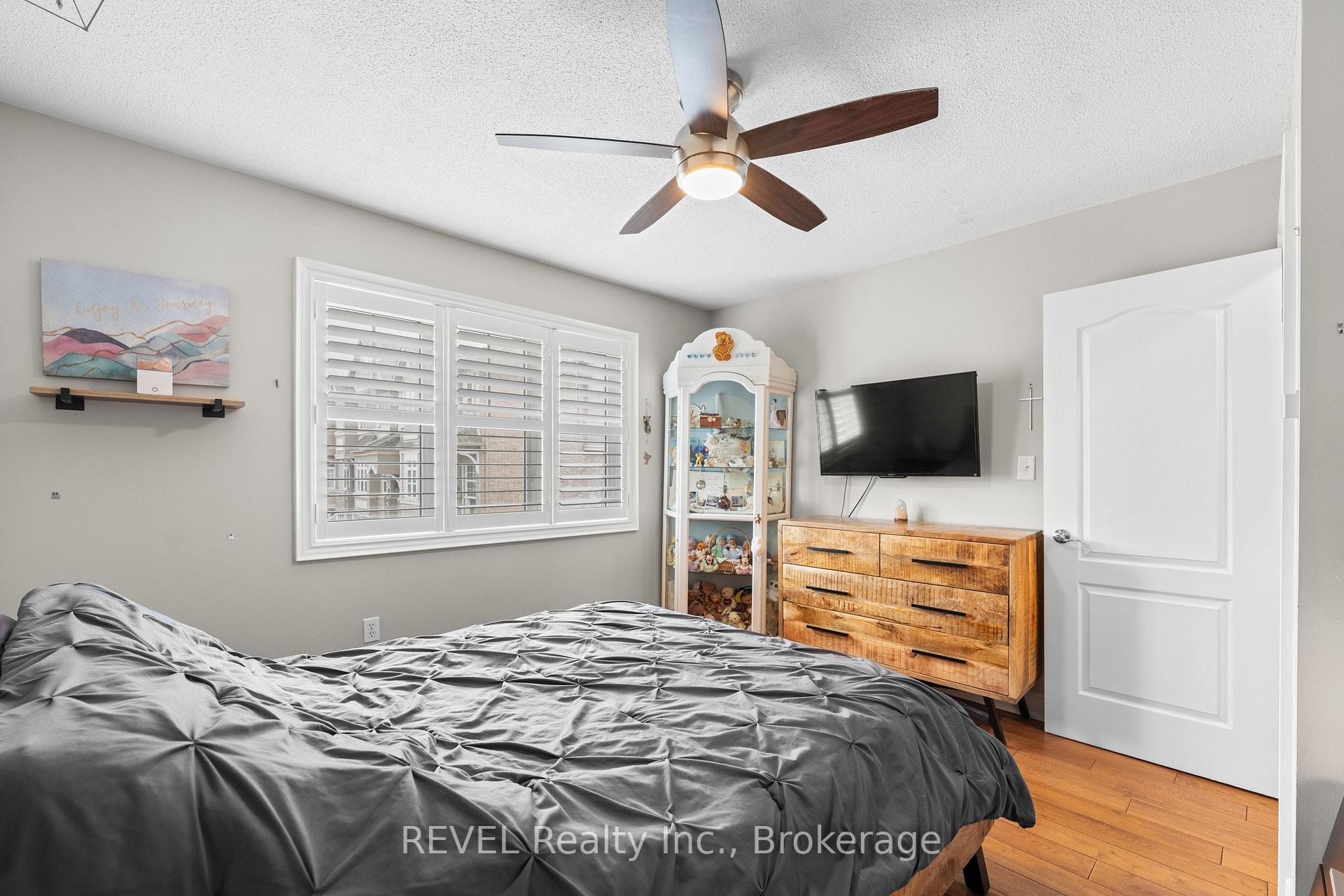 Photo 19 of Unit 20, 31 Sunvale Place, Hamilton, Lakeshore — HOMEH