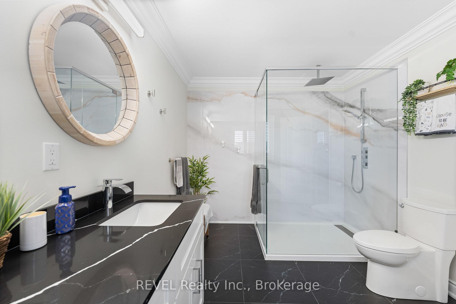 Photo 28 of Unit 20, 31 Sunvale Place, Hamilton, Lakeshore — HOMEH
