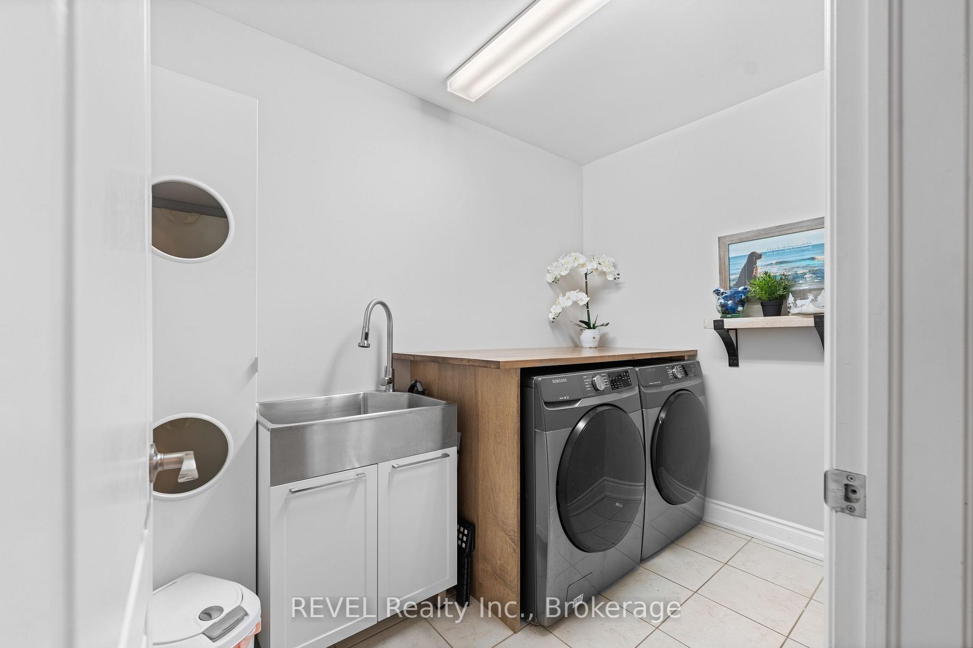 Photo 31 of Unit 20, 31 Sunvale Place, Hamilton, Lakeshore — HOMEH
