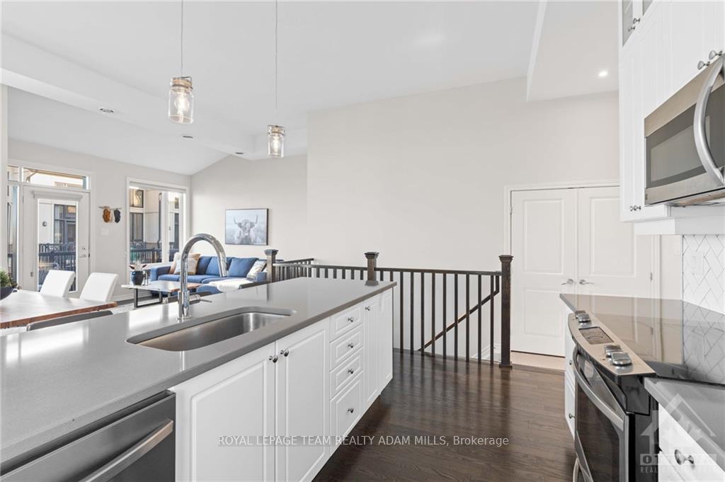 Photo 10 of 224 Pembina, Ottawa, Riverside South/Gloucester Glen — HOMEH