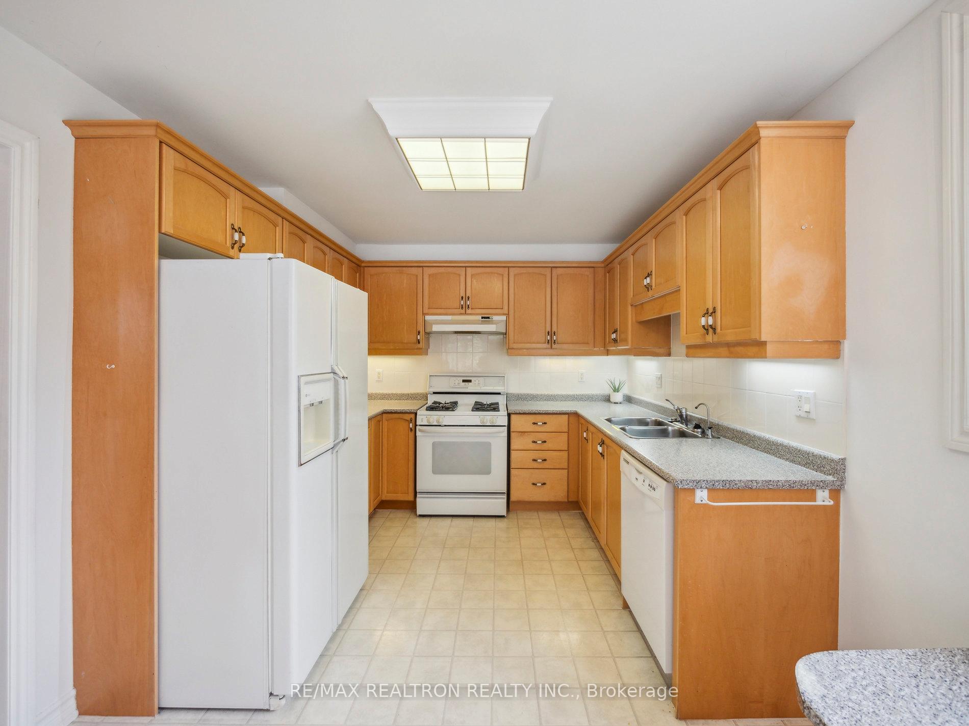 Photo 14 of 3 Wood Duck Island Way, Markham, Greensborough — HOMEH