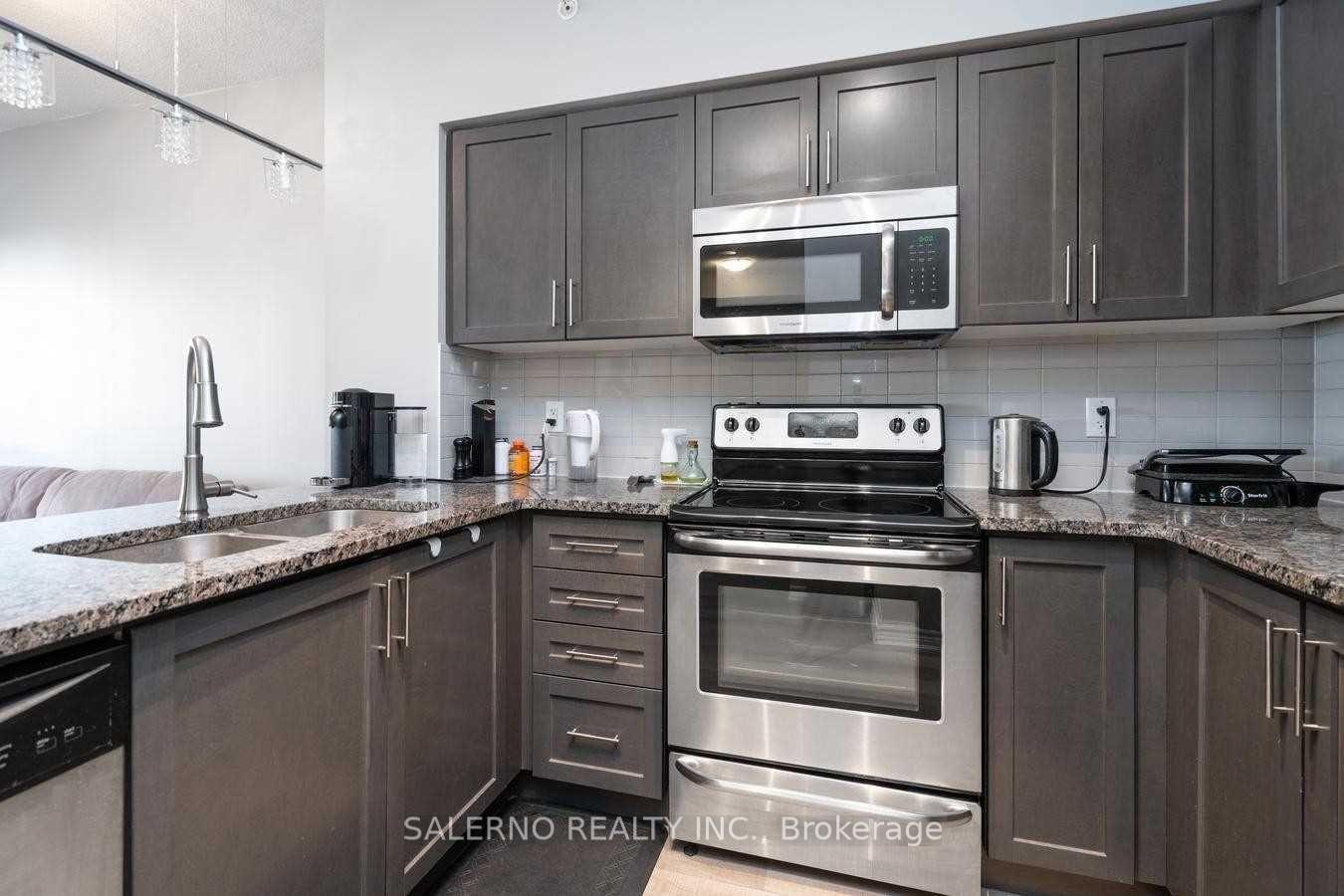 Photo 9 of Unit 1115, 9255 Jane Street, Vaughan, Maple — HOMEH