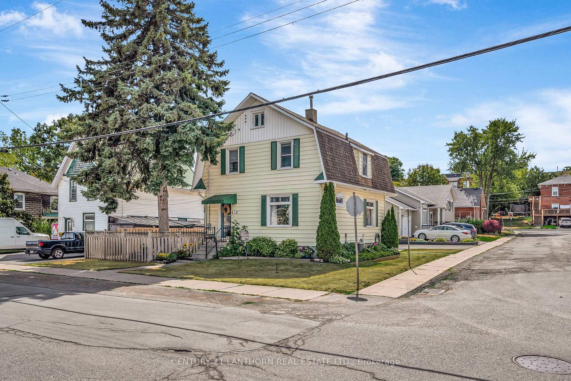 Photo 2 of 26 Everett Street, Belleville, Belleville Ward — HOMEH
