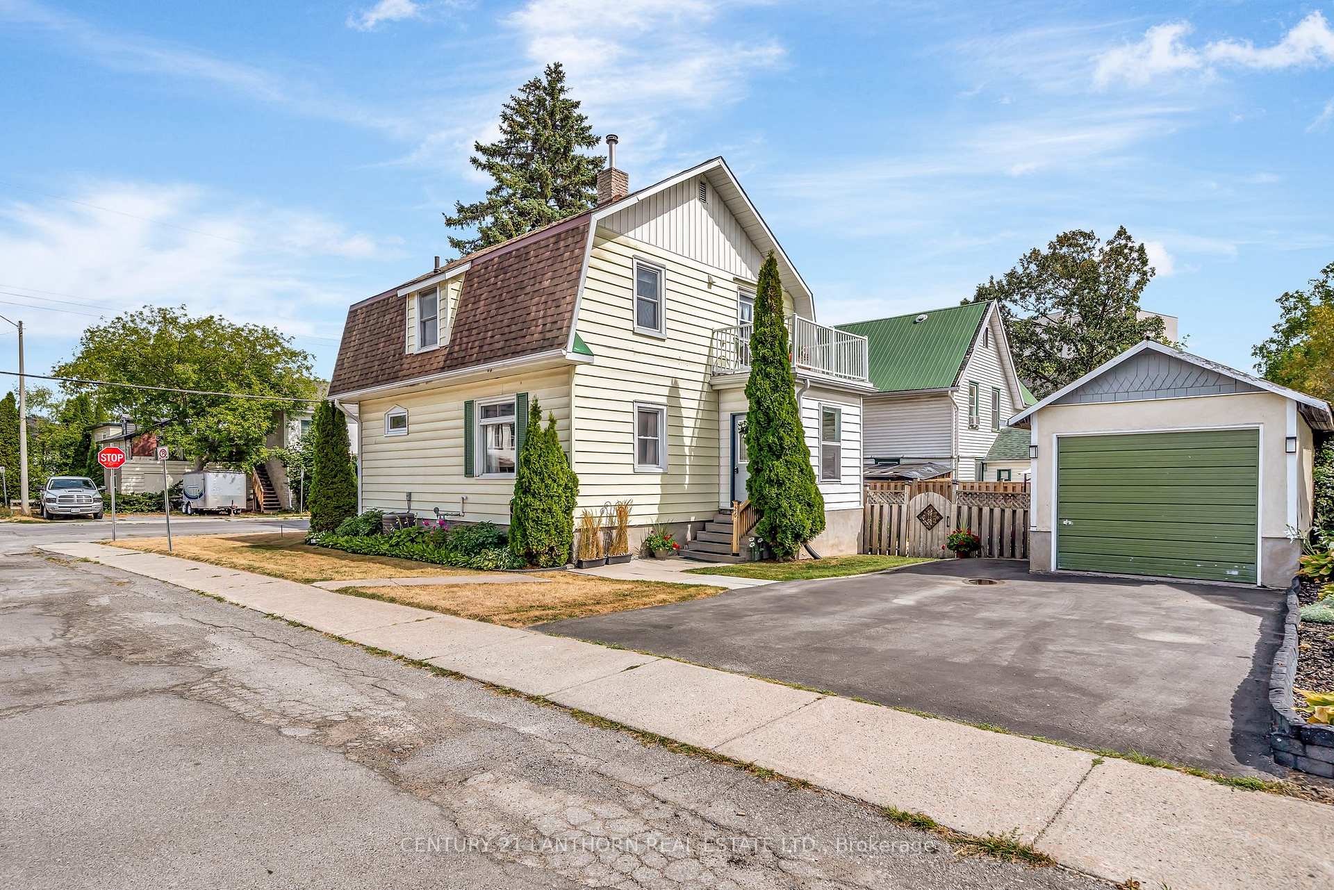 Photo 43 of 26 Everett Street, Belleville, Belleville Ward — HOMEH