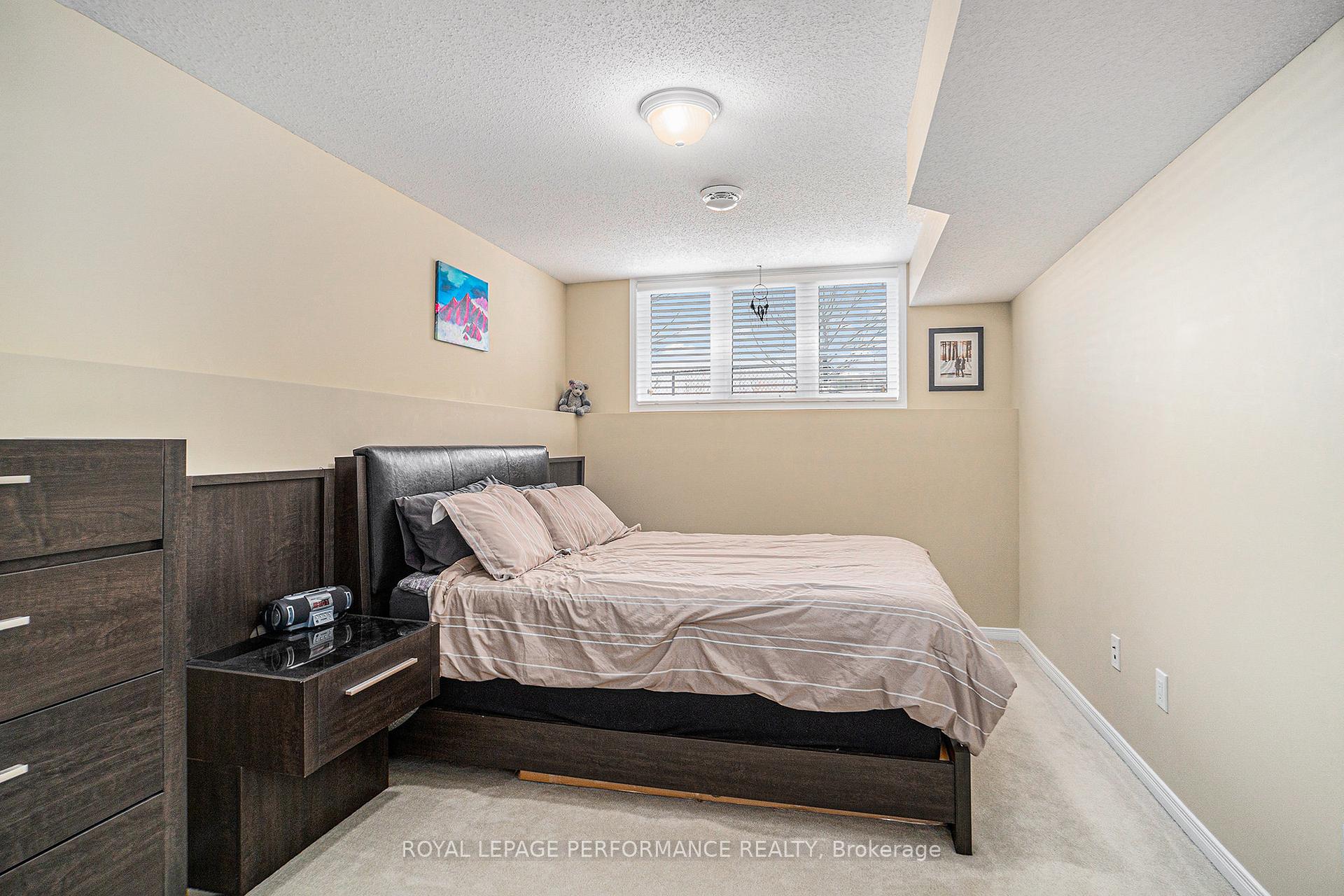 Photo 19 of 314 Galston, Ottawa, Mer Bleue/Bradley Estates/Anderson Park — HOMEH