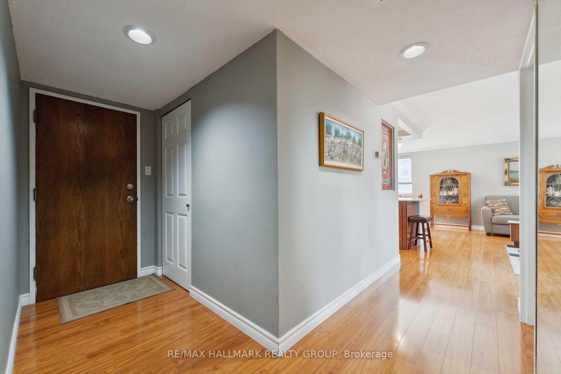 Photo 5 of Unit 308, 470 Laurier Avenue W, Ottawa, Ottawa Centre — HOMEH