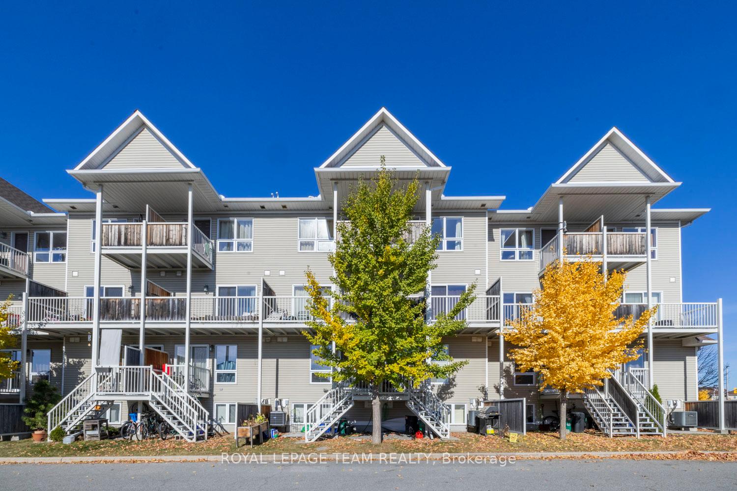 Front of Unit A, 566 Chapman Mills Drive